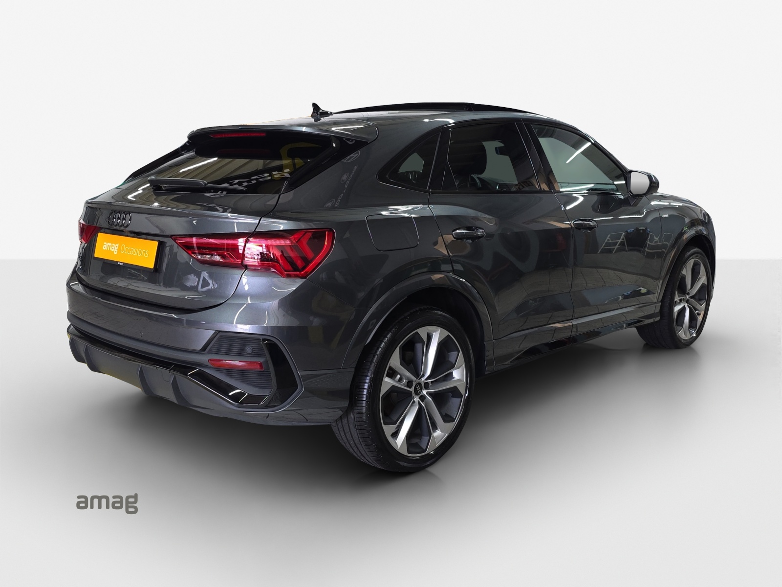AUDI Q3 Sportback 35 TFSI S line Attraction S-tronic-image-4