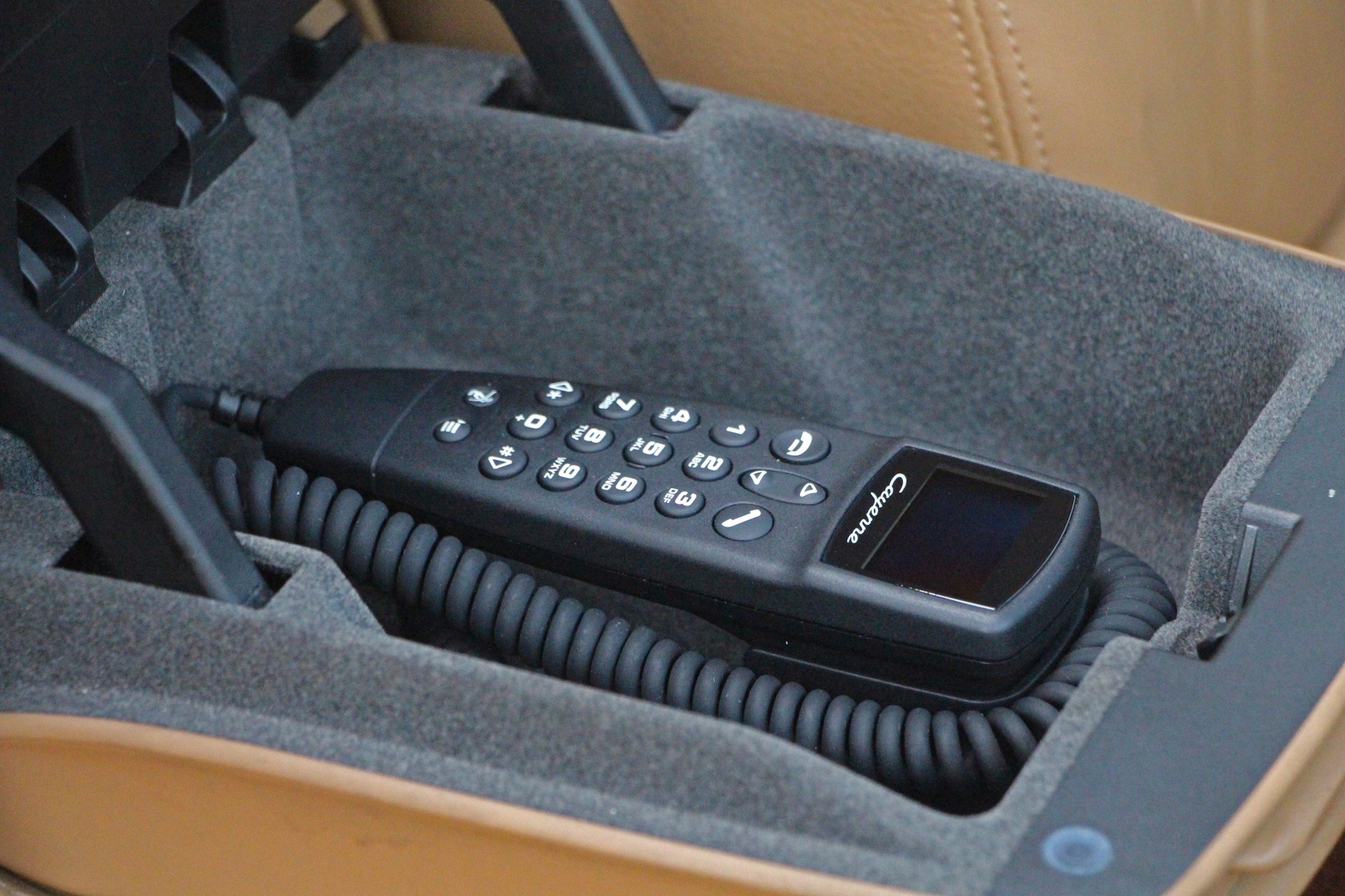 PORSCHE Cayenne Turbo (Pack Performance d'usine)-image-12