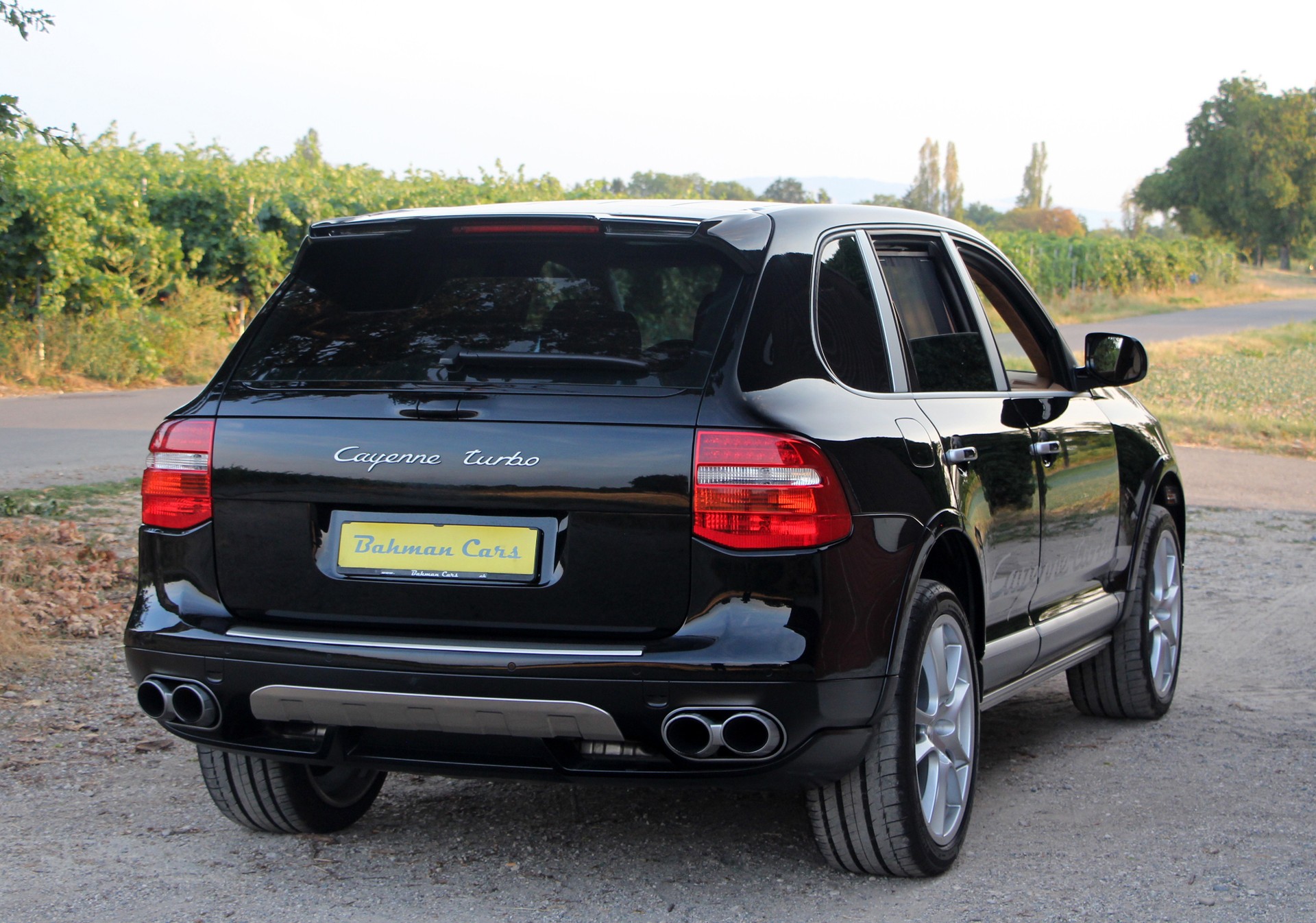 PORSCHE Cayenne Turbo (Pack Performance d'usine)-image-26