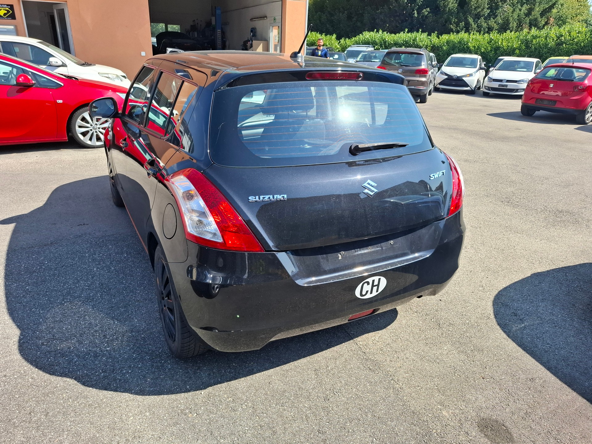 SUZUKI Swift 1.2i 16V GL-image-3