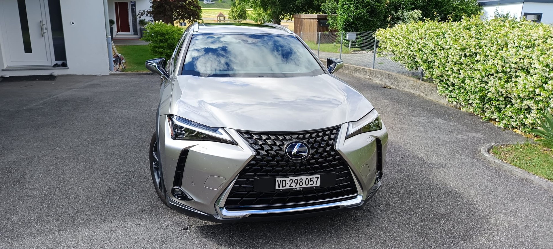 LEXUS 250h Excellence Launch Edition-image-2