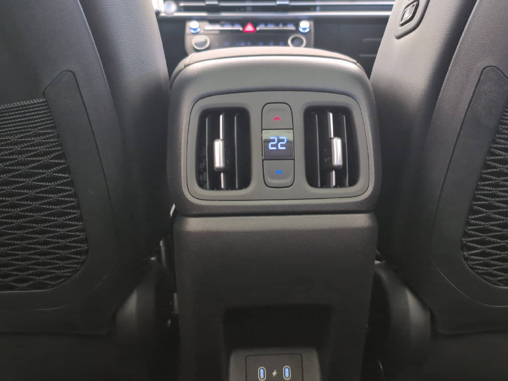 HYUNDAI TUCSON 1.6 T-GDi Hybrid Vertex Swiss Edition 4WD-image-19