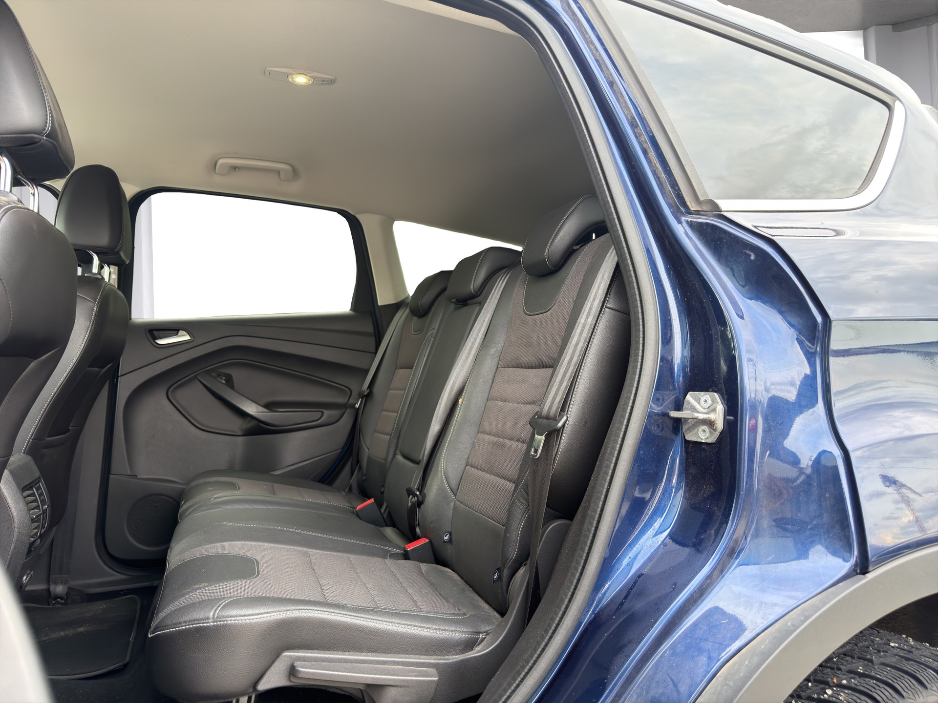 FORD Kuga 2.0 TDCi Titanium 4WD PowerShift-image-10