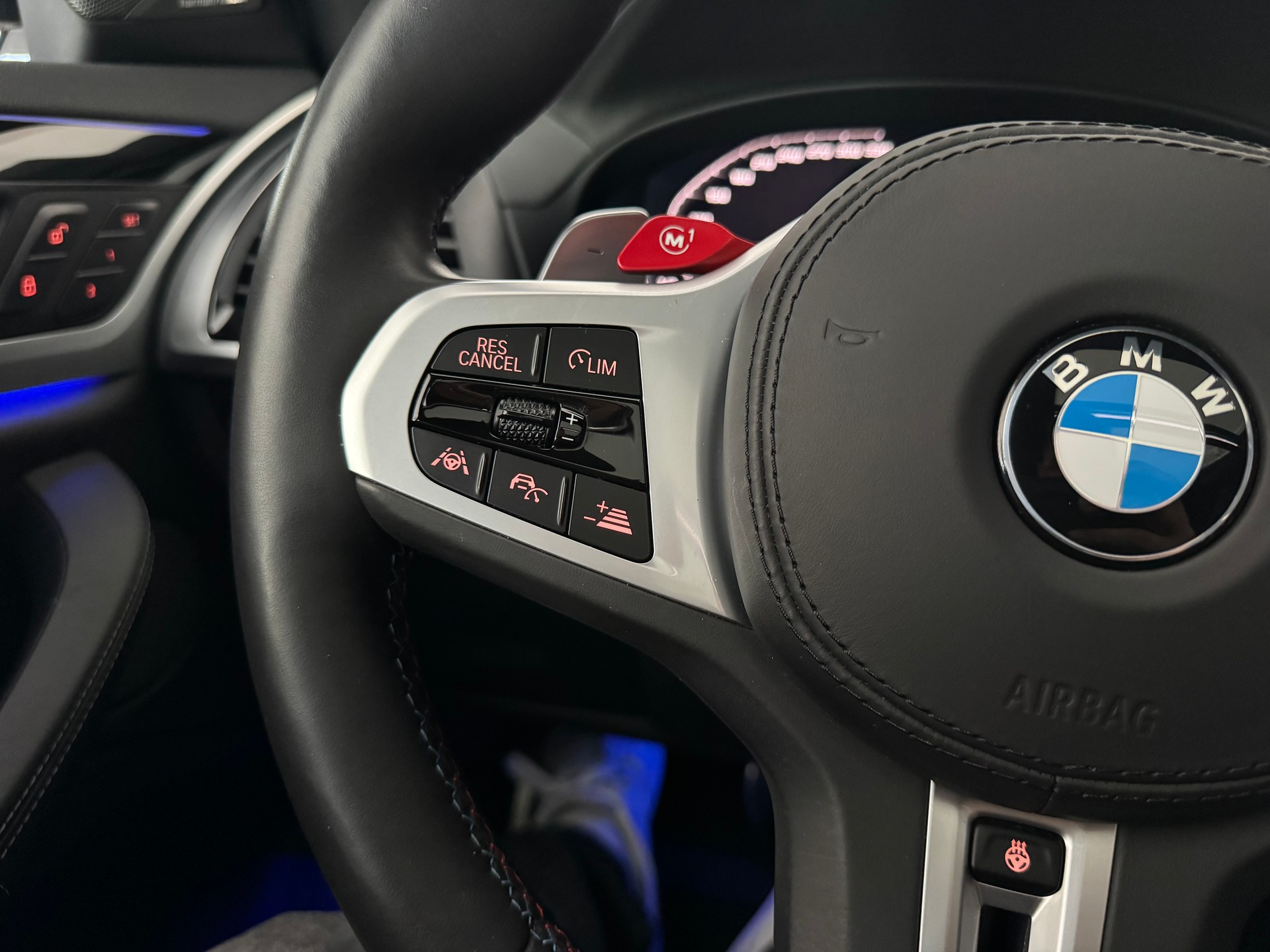 BMW X4M M Competition Steptronic | 1.Hand | CH |-image-24