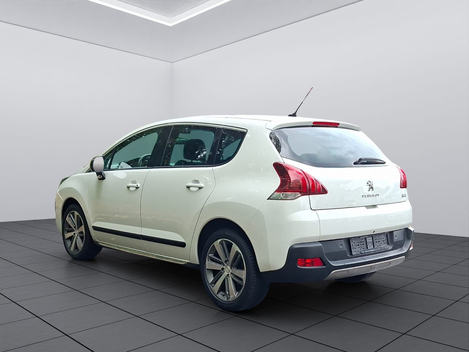 PEUGEOT 3008 2.0 HDI Style Tiptronic-image-4