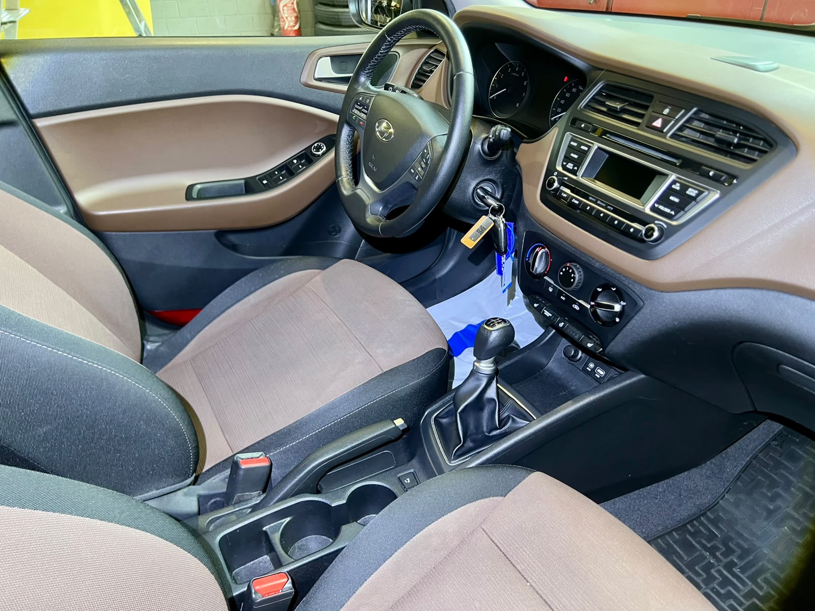 HYUNDAI i20 1.2 Vertex ✅-image-10