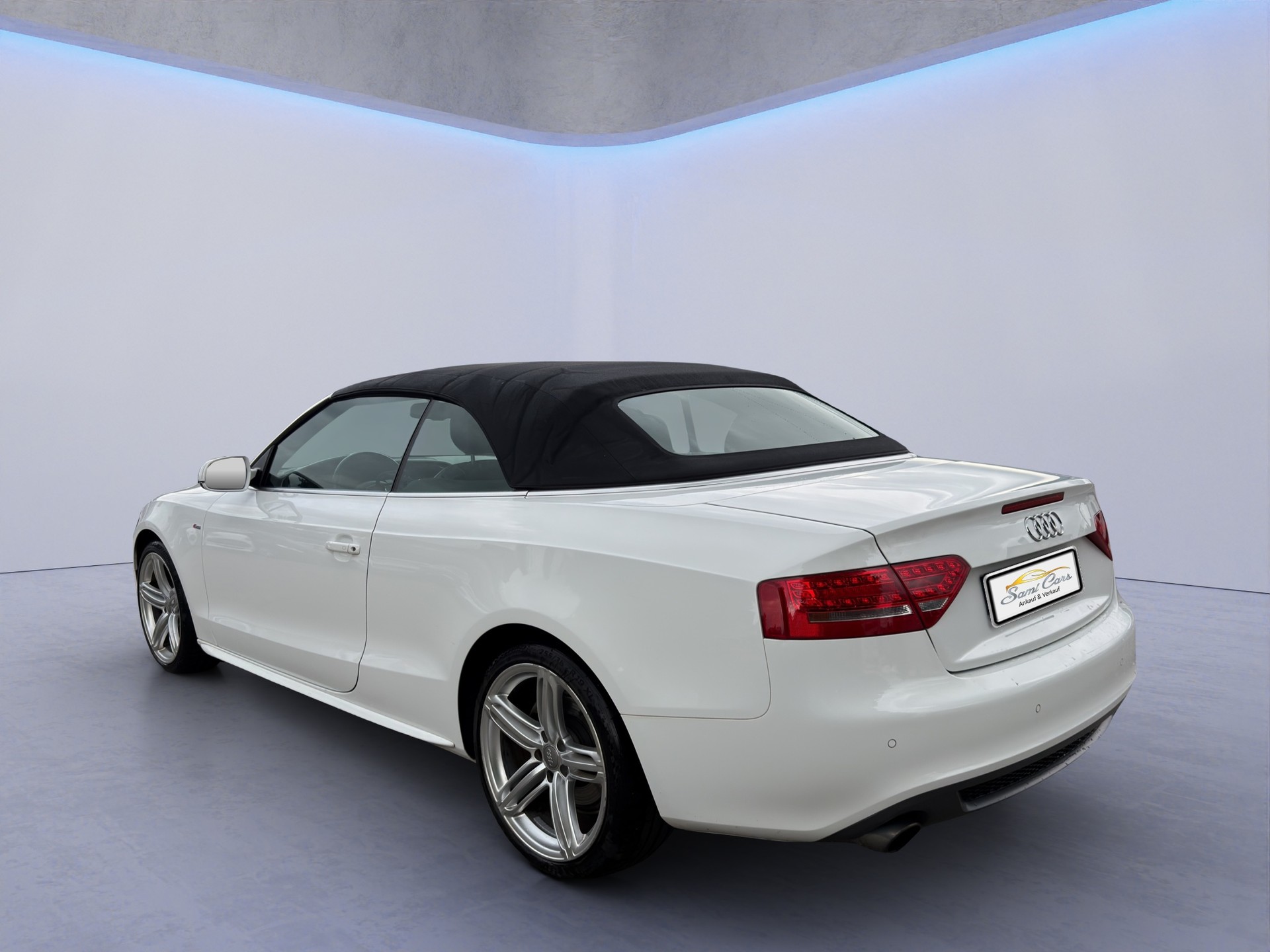 AUDI A5 Cabriolet 2.0 TFSI quattro S-tronic-image-5