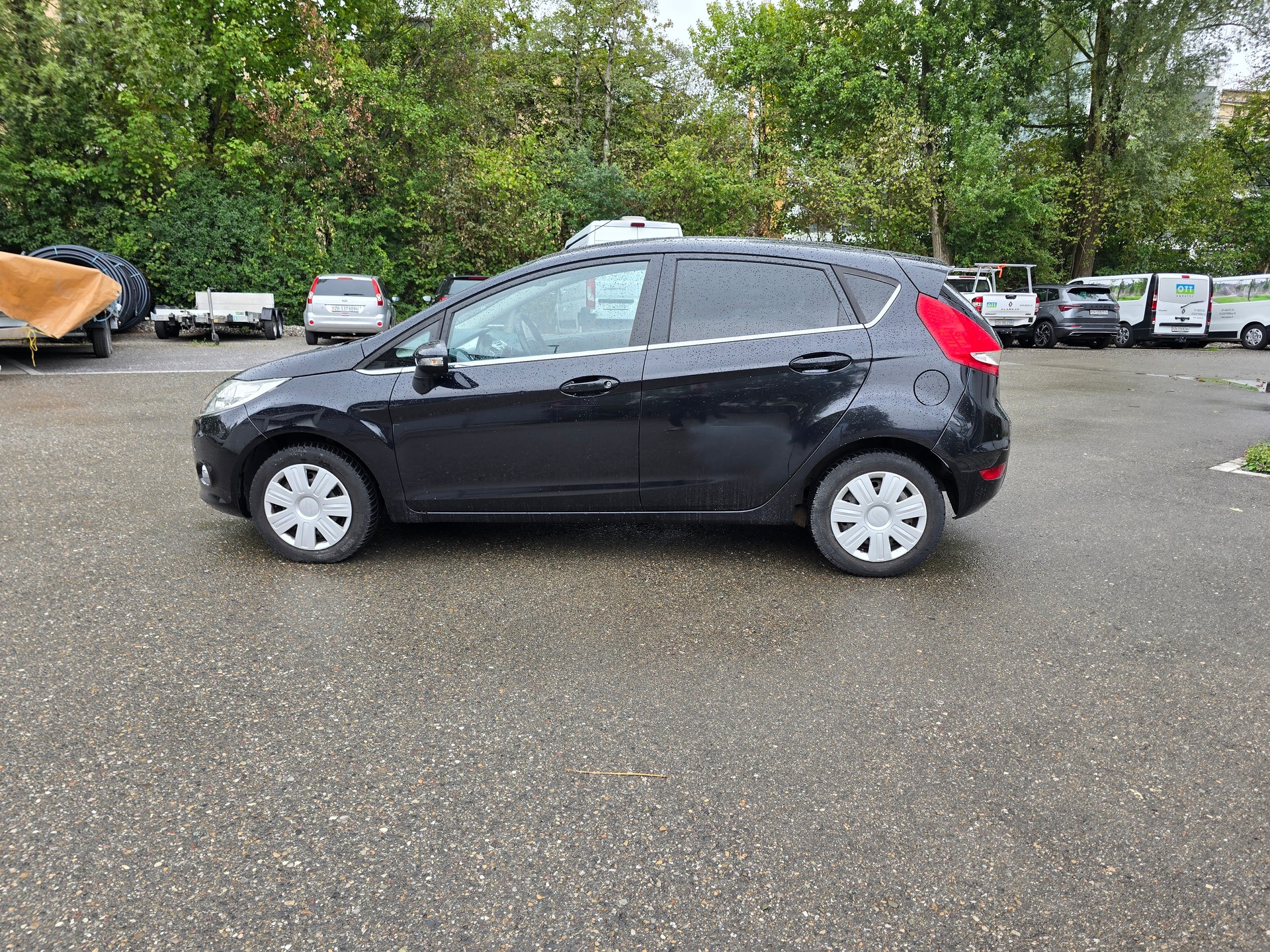 FORD Fiesta 1.4 16V Titanium-image-6