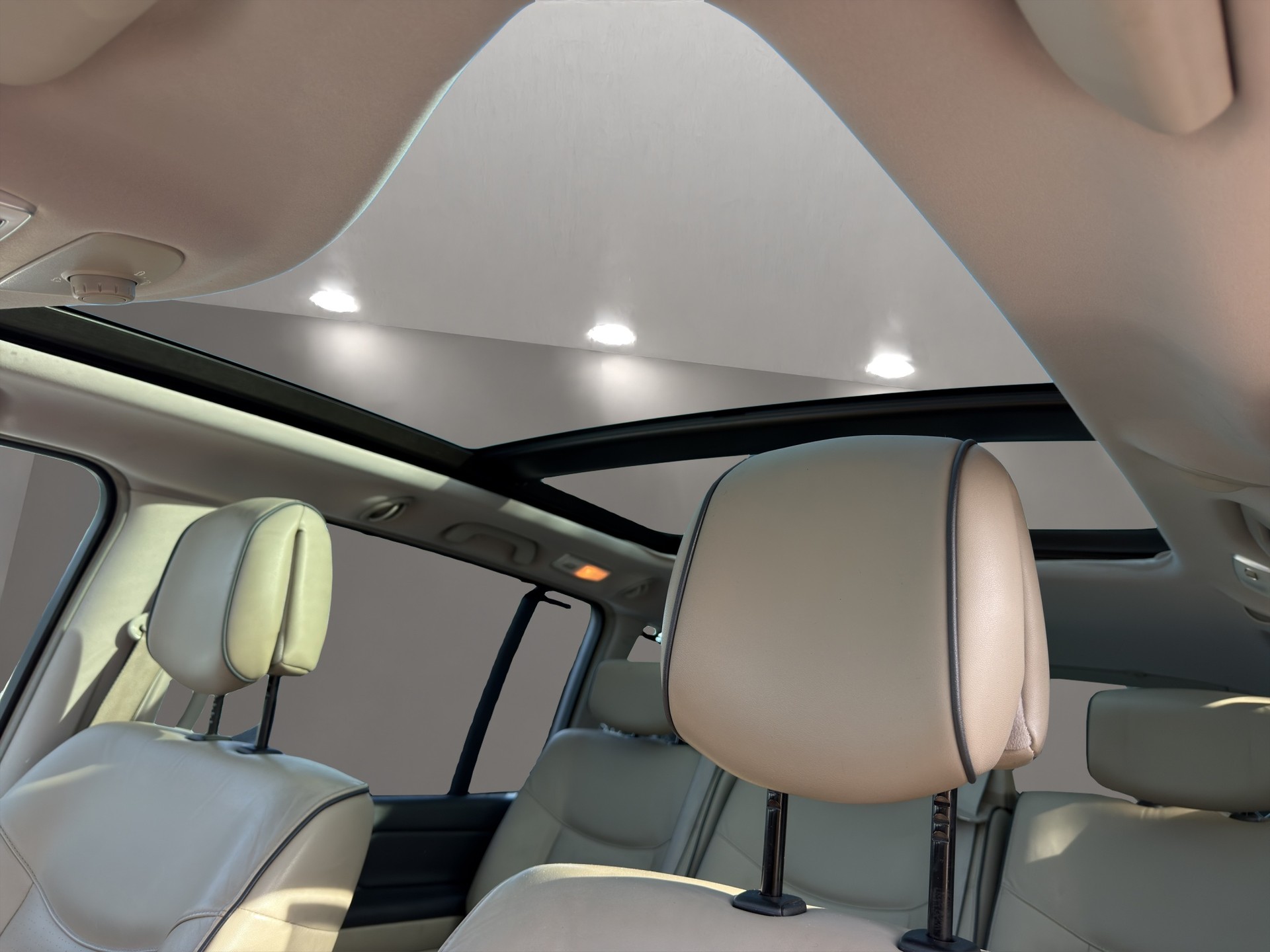 RENAULT Grand Espace 3.5 V6 Initiale Automatic 7 Plätze-image-9