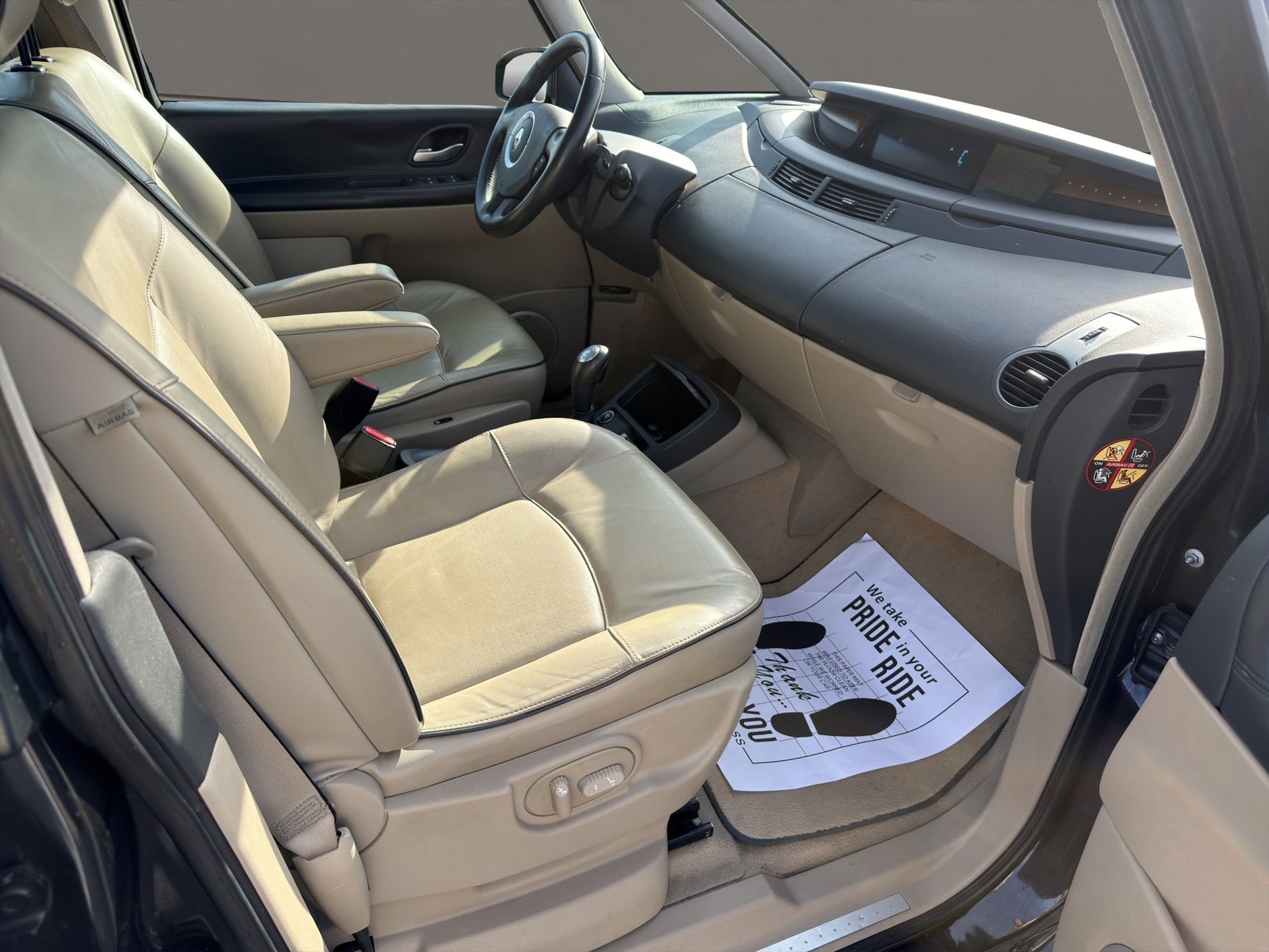 RENAULT Grand Espace 3.5 V6 Initiale Automatic 7 Plätze-image-13