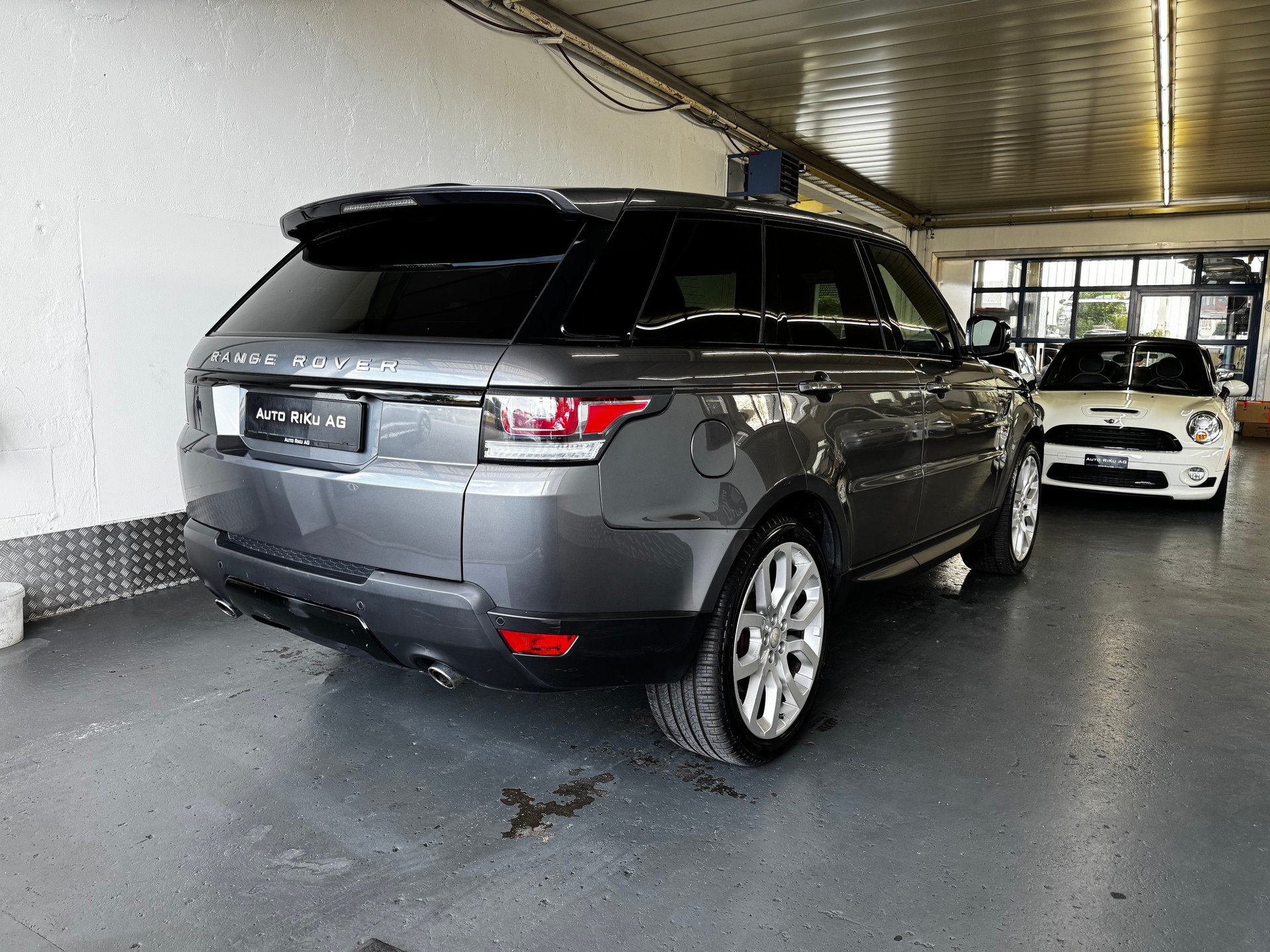 LAND ROVER Range Rover Sport 3.0 SDV6 HSE Dynamic Automatic-image-8