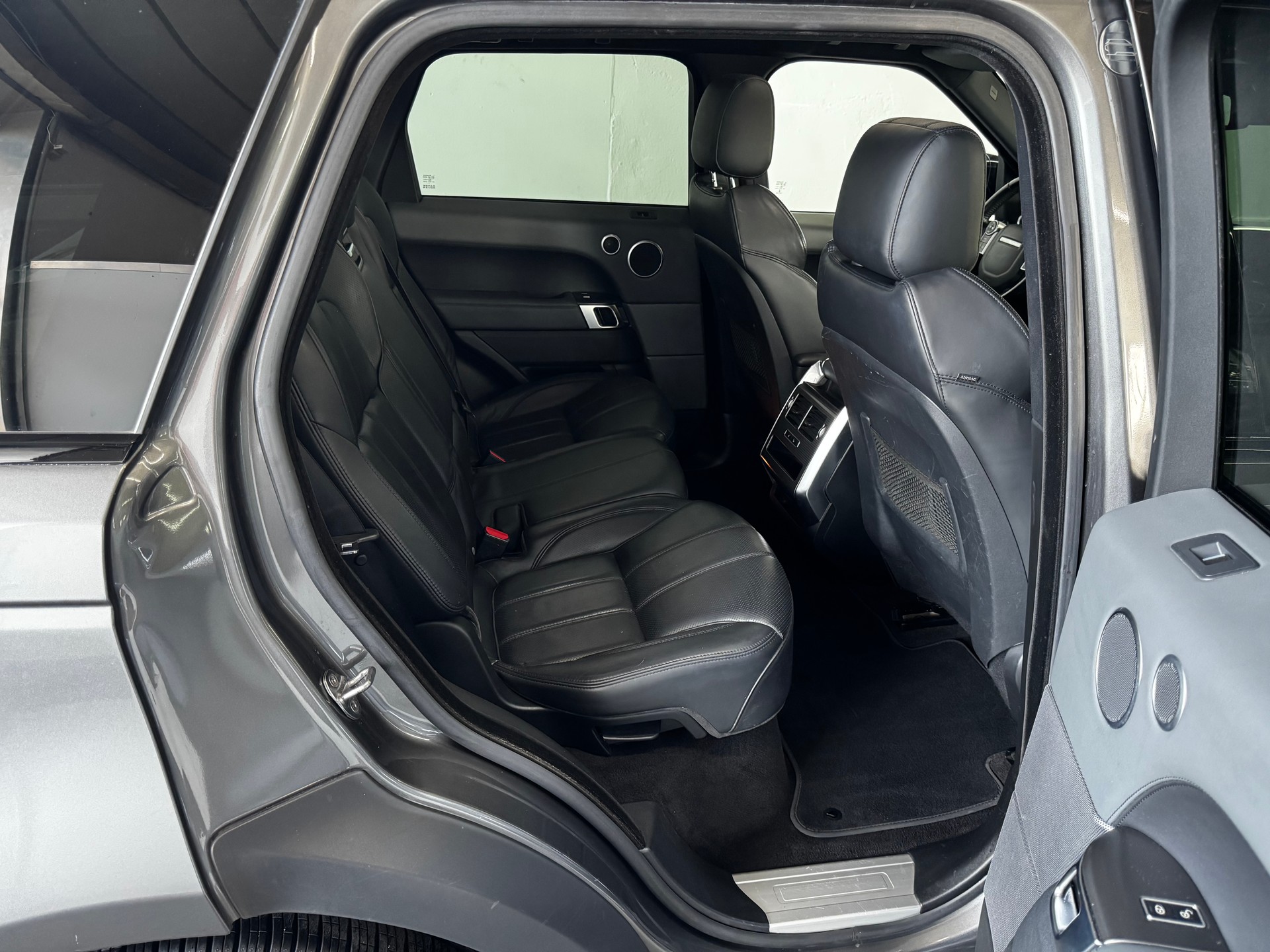LAND ROVER Range Rover Sport 3.0 SDV6 HSE Dynamic Automatic-image-22
