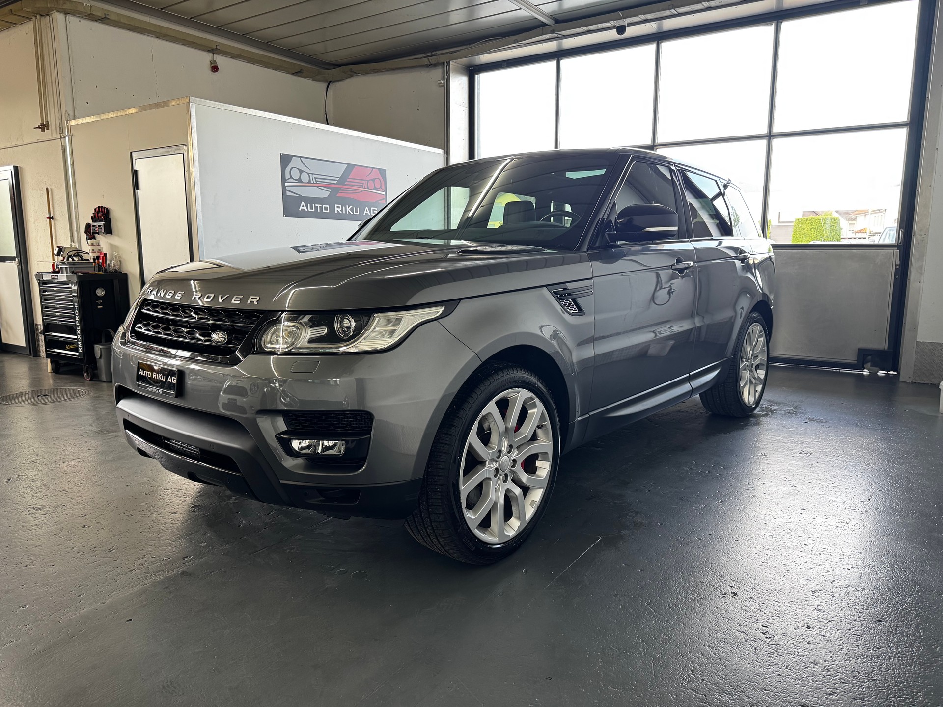 LAND ROVER Range Rover Sport 3.0 SDV6 HSE Dynamic Automatic-image-5