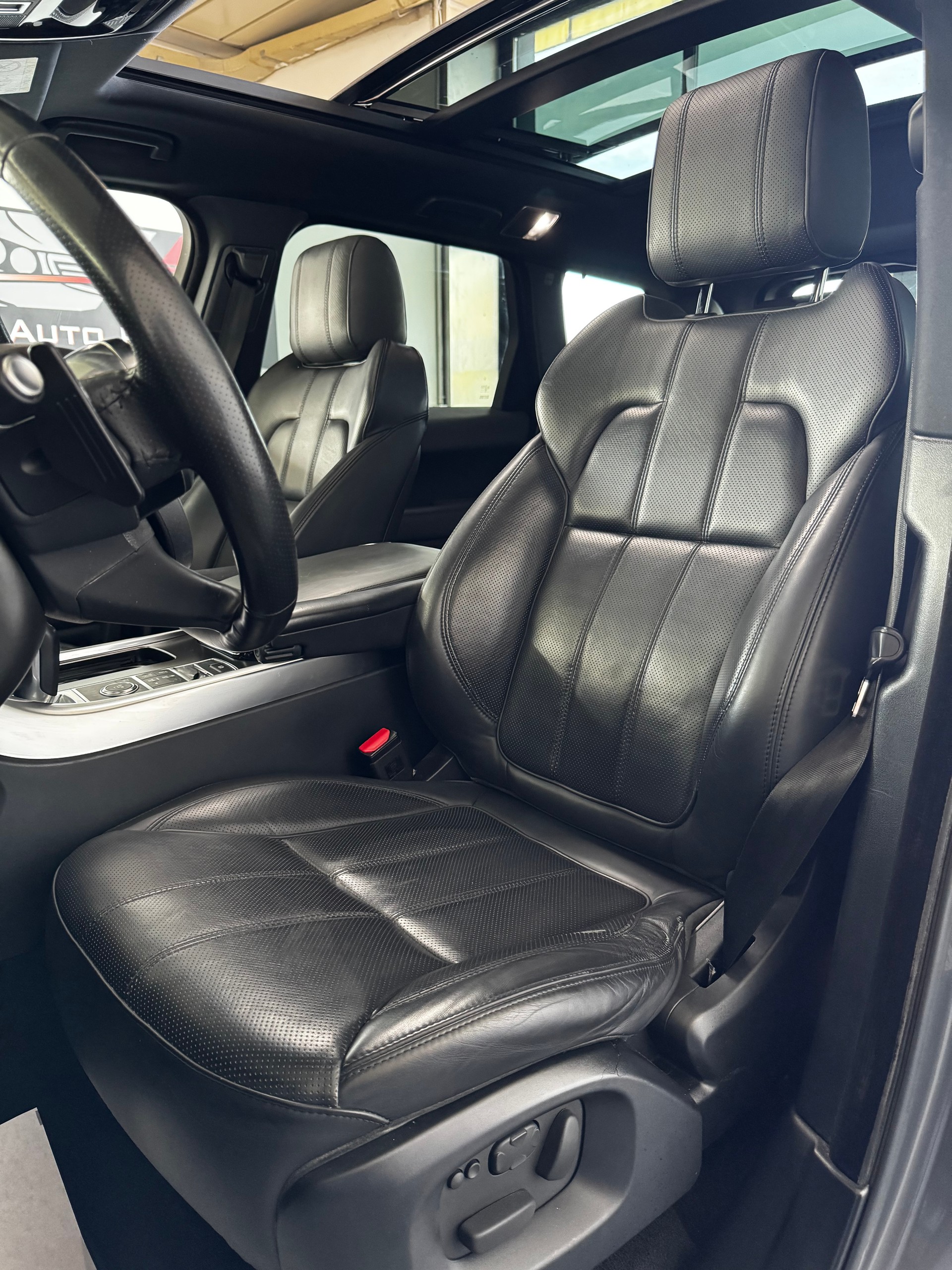 LAND ROVER Range Rover Sport 3.0 SDV6 HSE Dynamic Automatic-image-13