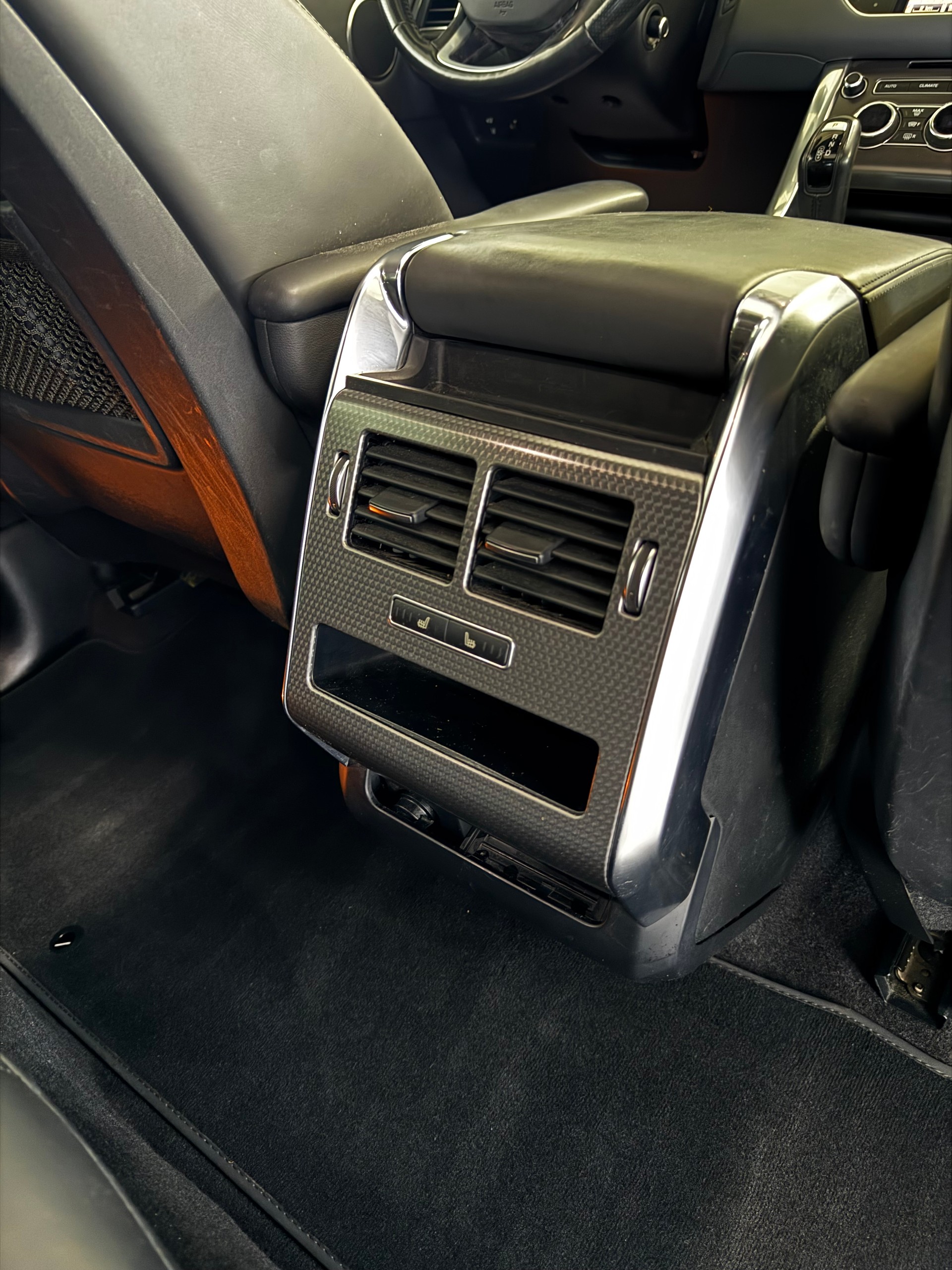 LAND ROVER Range Rover Sport 3.0 SDV6 HSE Dynamic Automatic-image-24