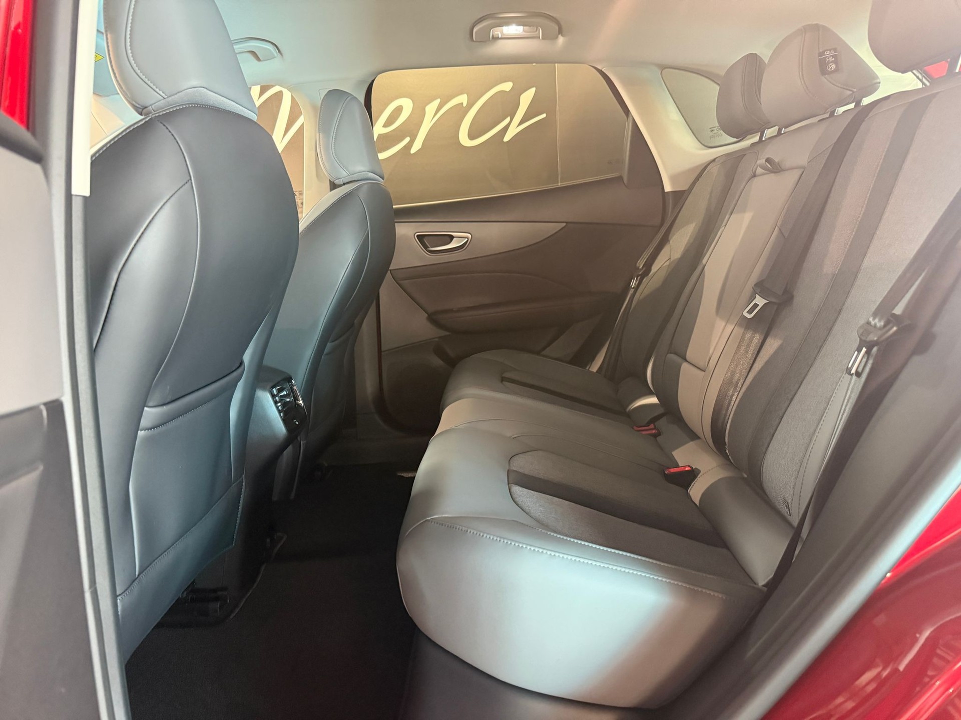 MG S5 EV 64kWh Luxury-image-9