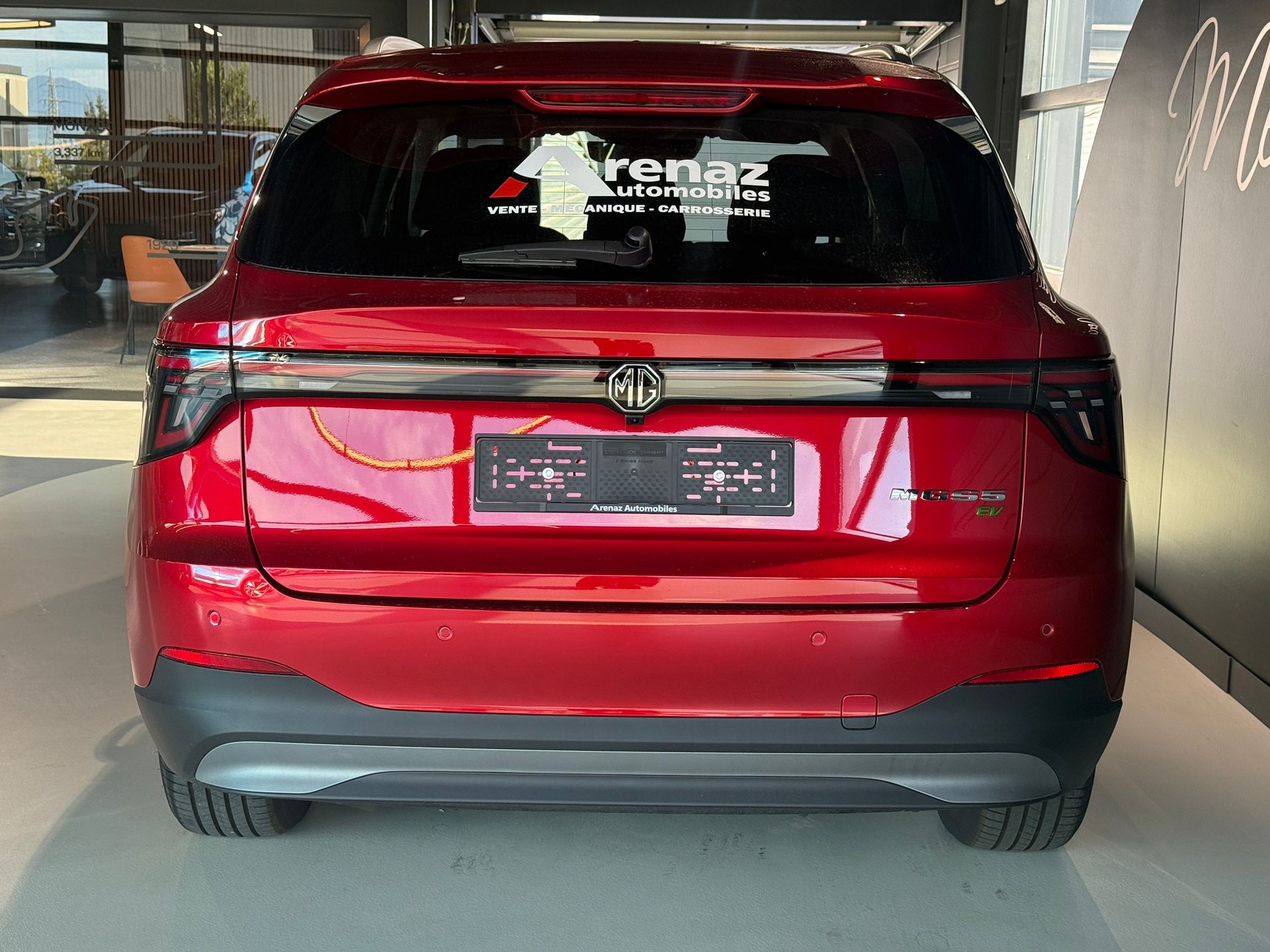 MG S5 EV 64kWh Luxury-image-5