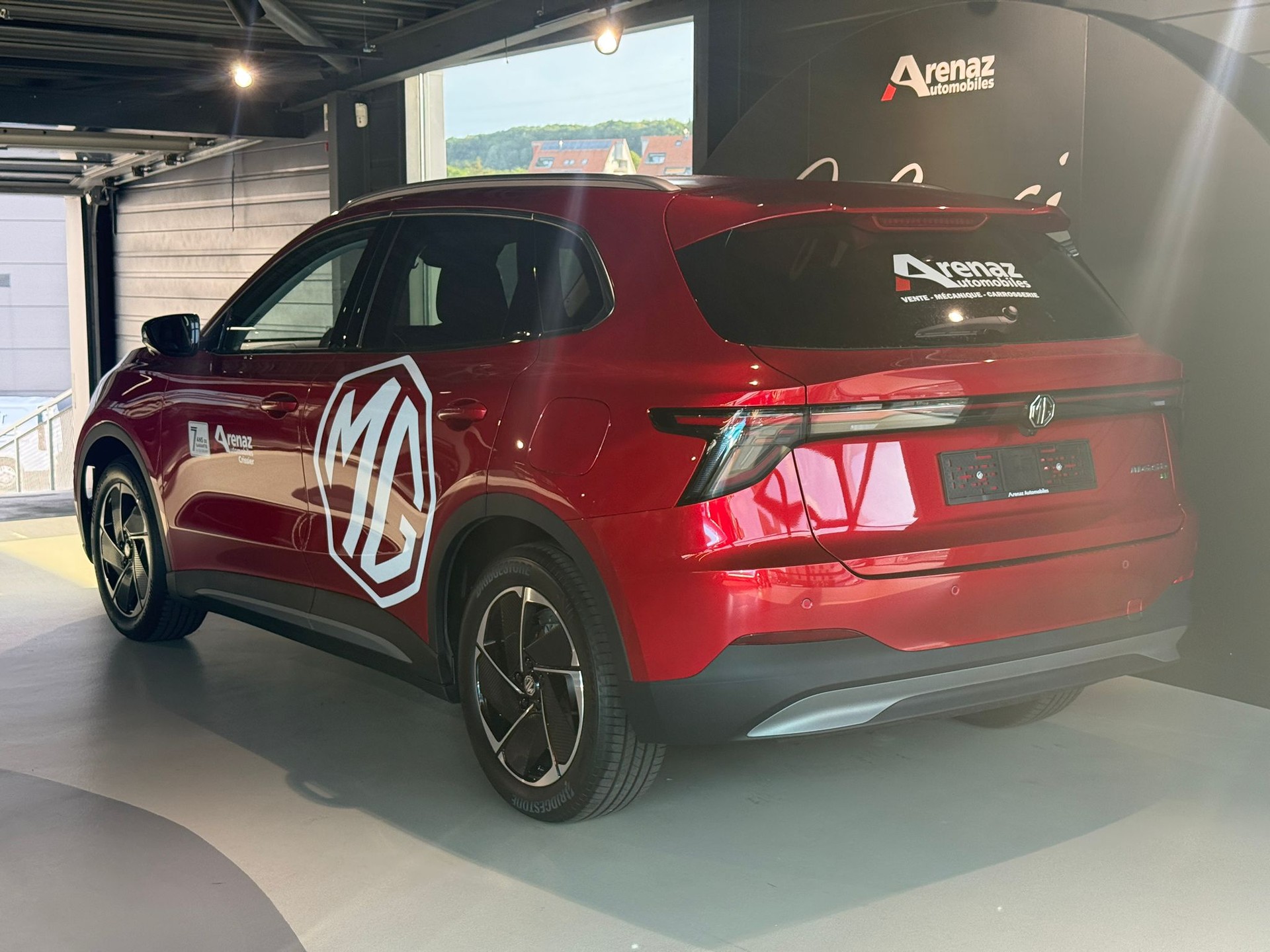 MG S5 EV 64kWh Luxury-image-4