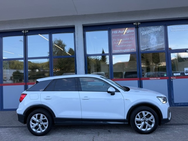 AUDI Q2 35 TDI S line quattro S-tronic-image-1