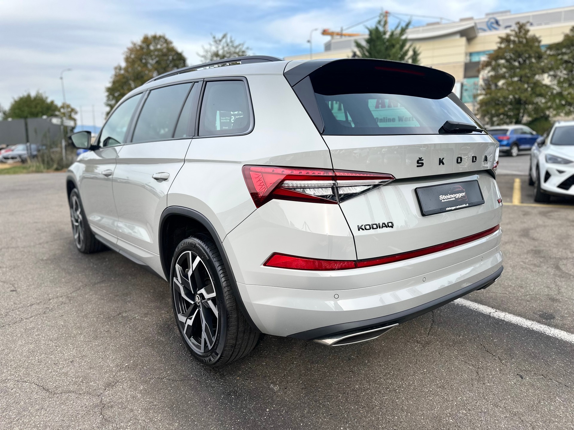 SKODA Kodiaq 2.0 TSI 4x4 RS-image-7