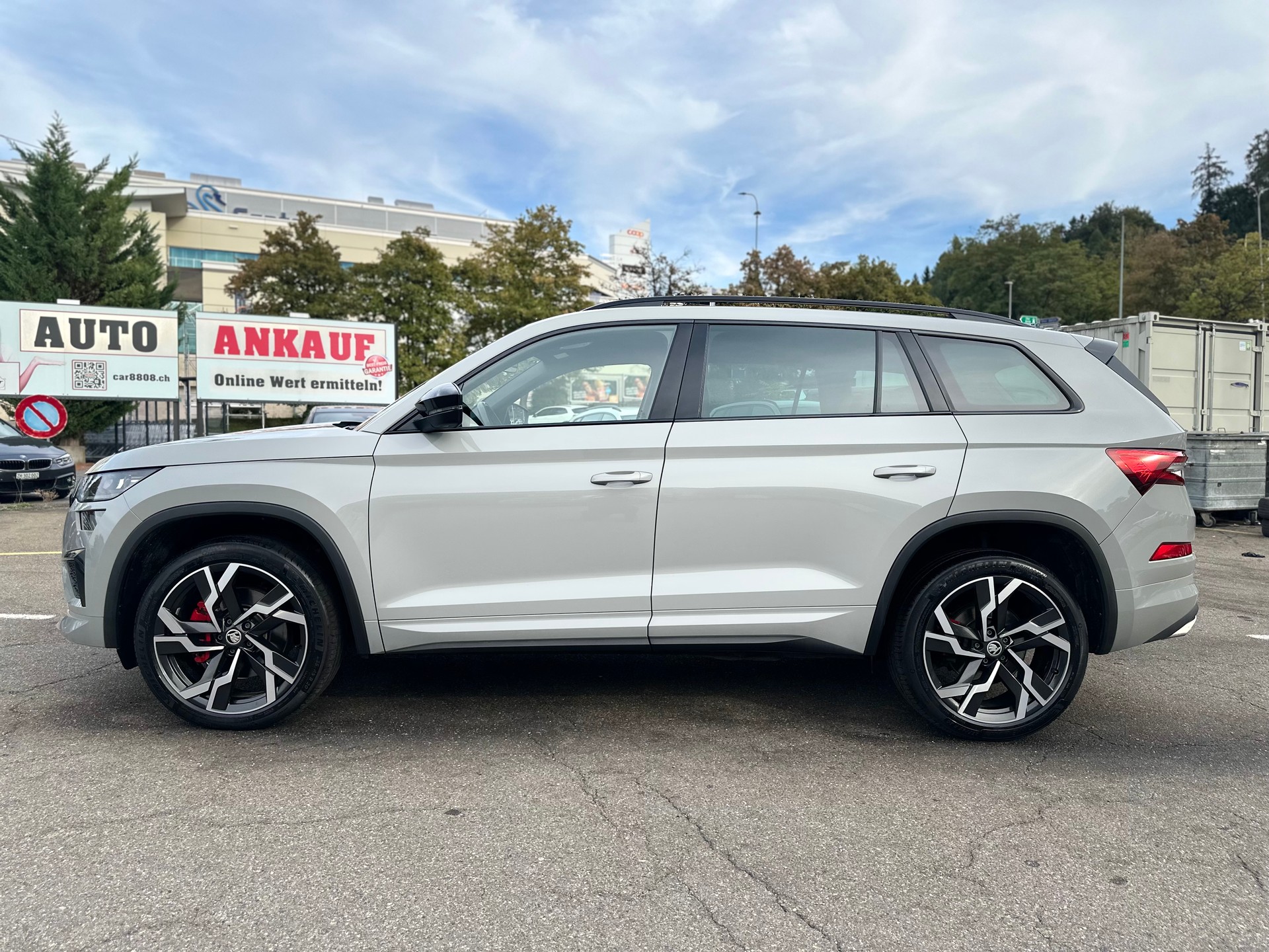 SKODA Kodiaq 2.0 TSI 4x4 RS-image-6
