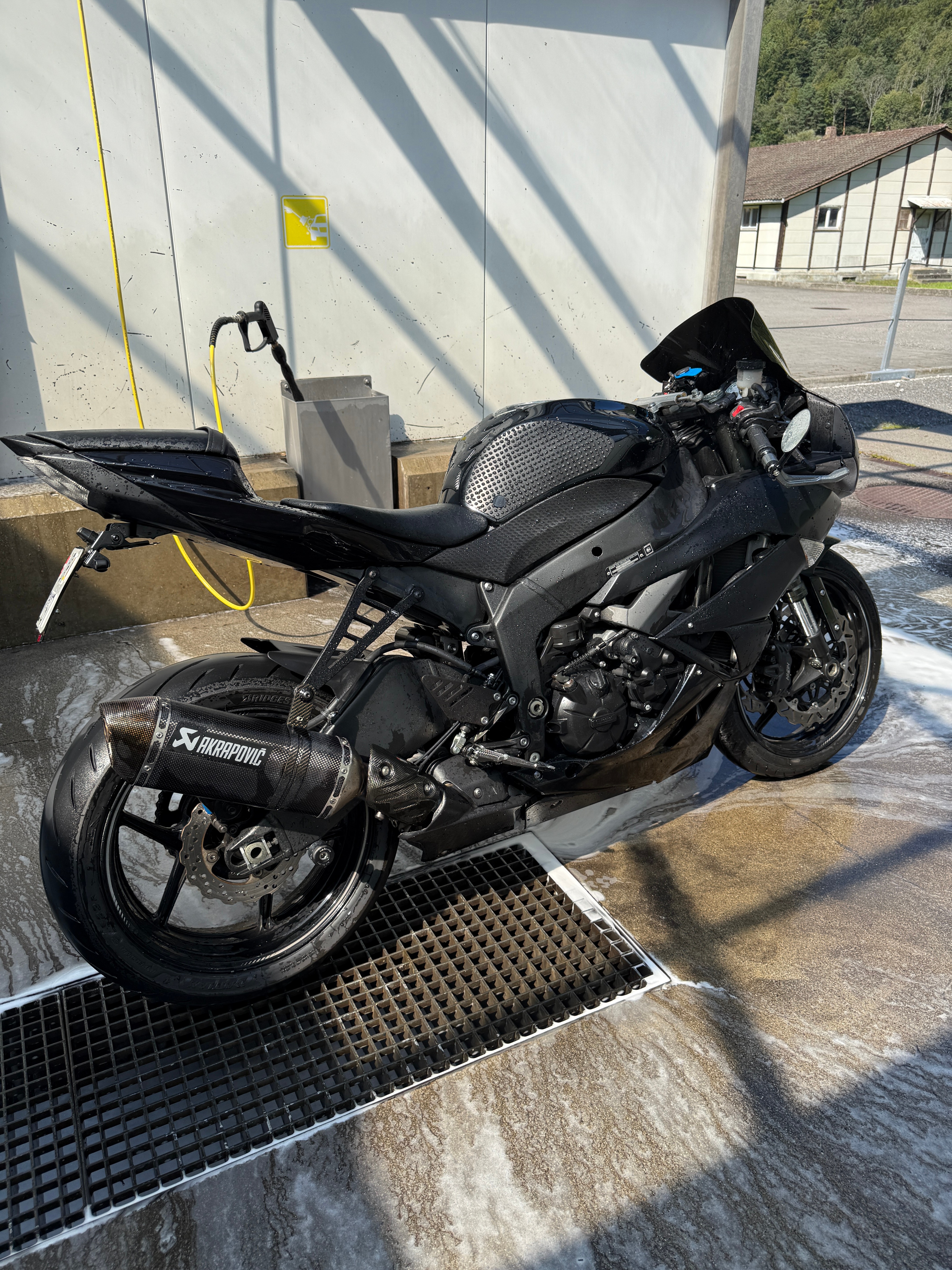 KAWASAKI Ninja ZX-6R À vendre