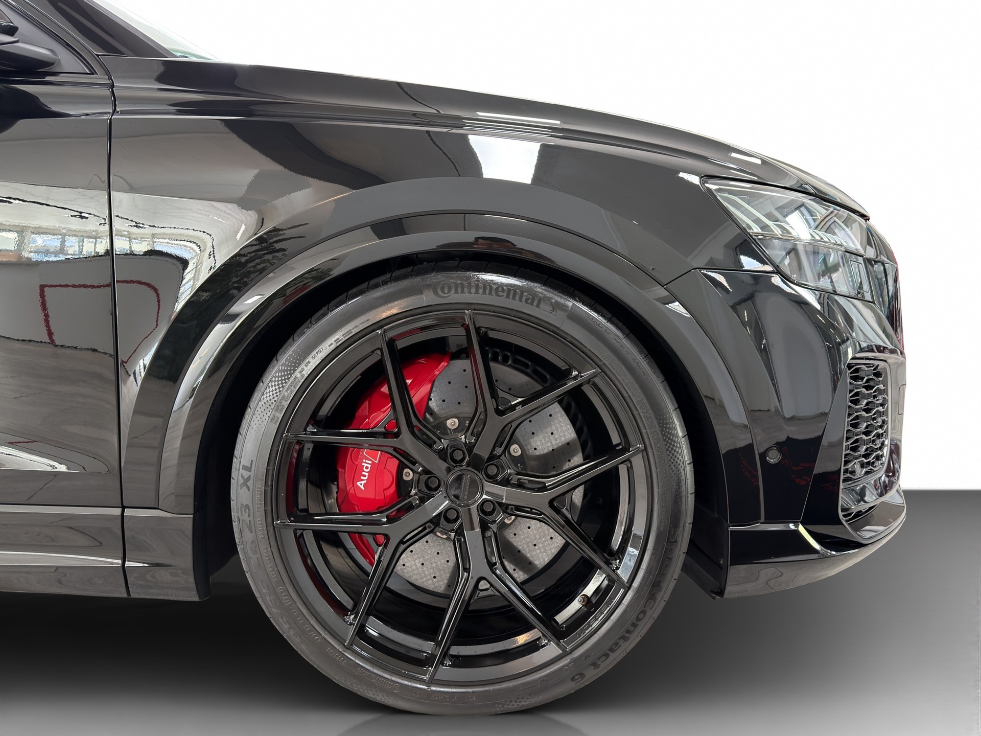 AUDI RSQ8 quattro tiptronic-image-5