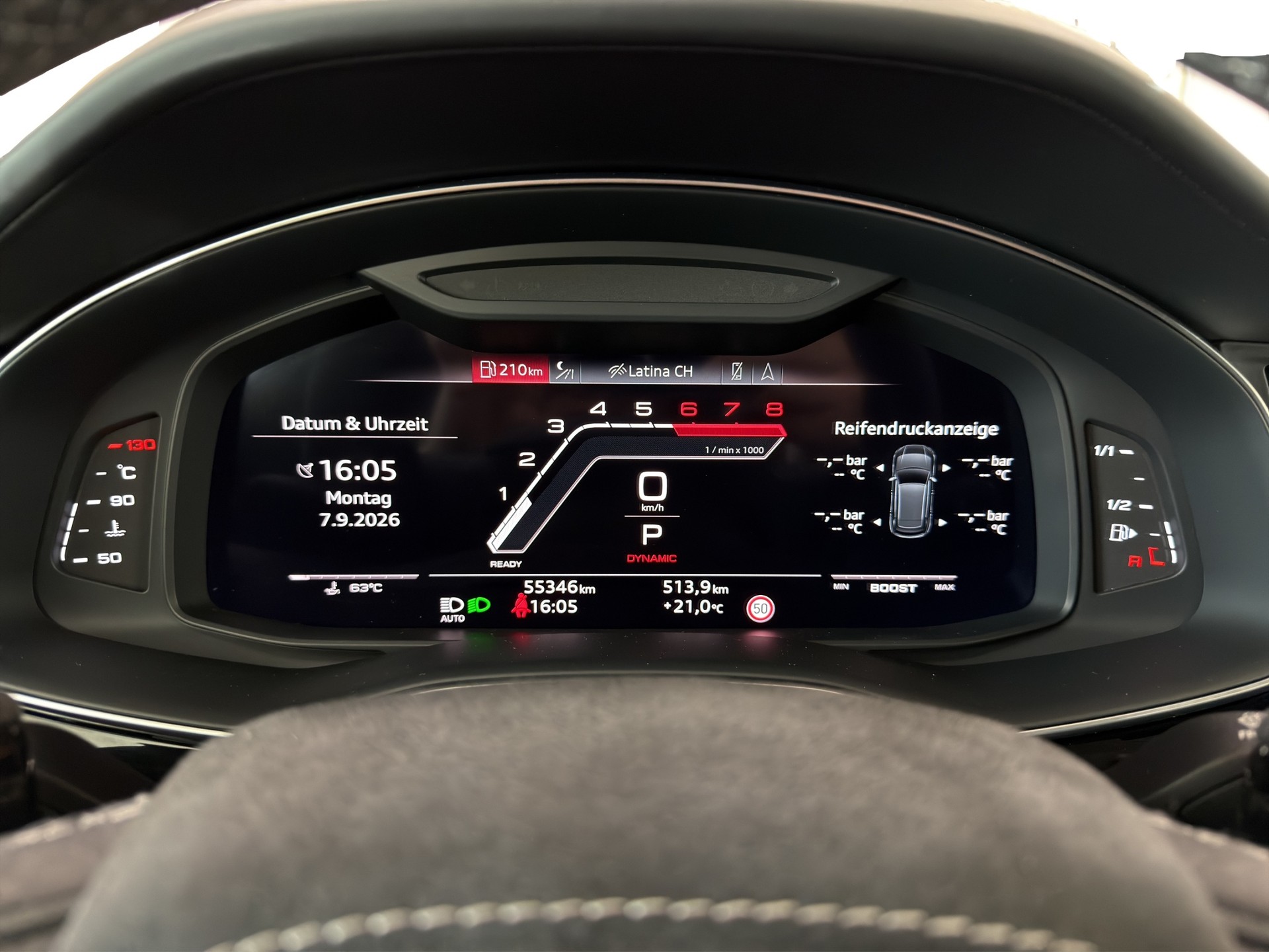 AUDI RSQ8 quattro tiptronic-image-23