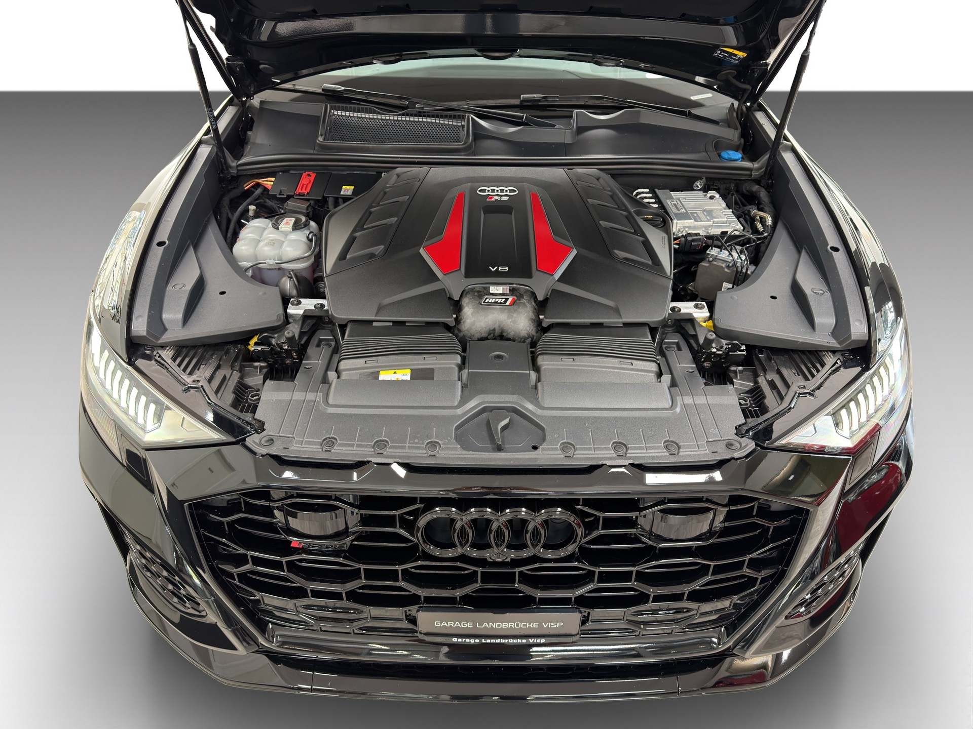 AUDI RSQ8 quattro tiptronic-image-3