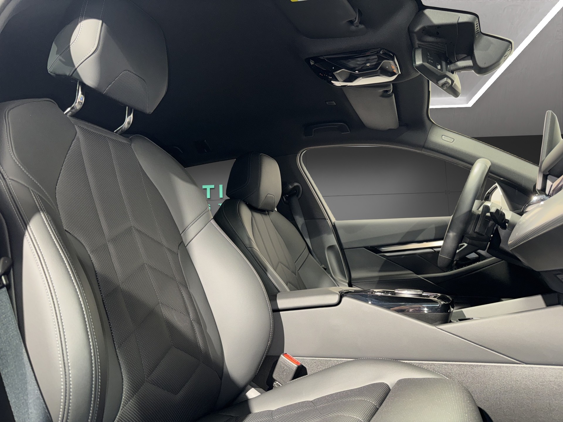 BMW 520d xDrive Touring M Sport-image-20