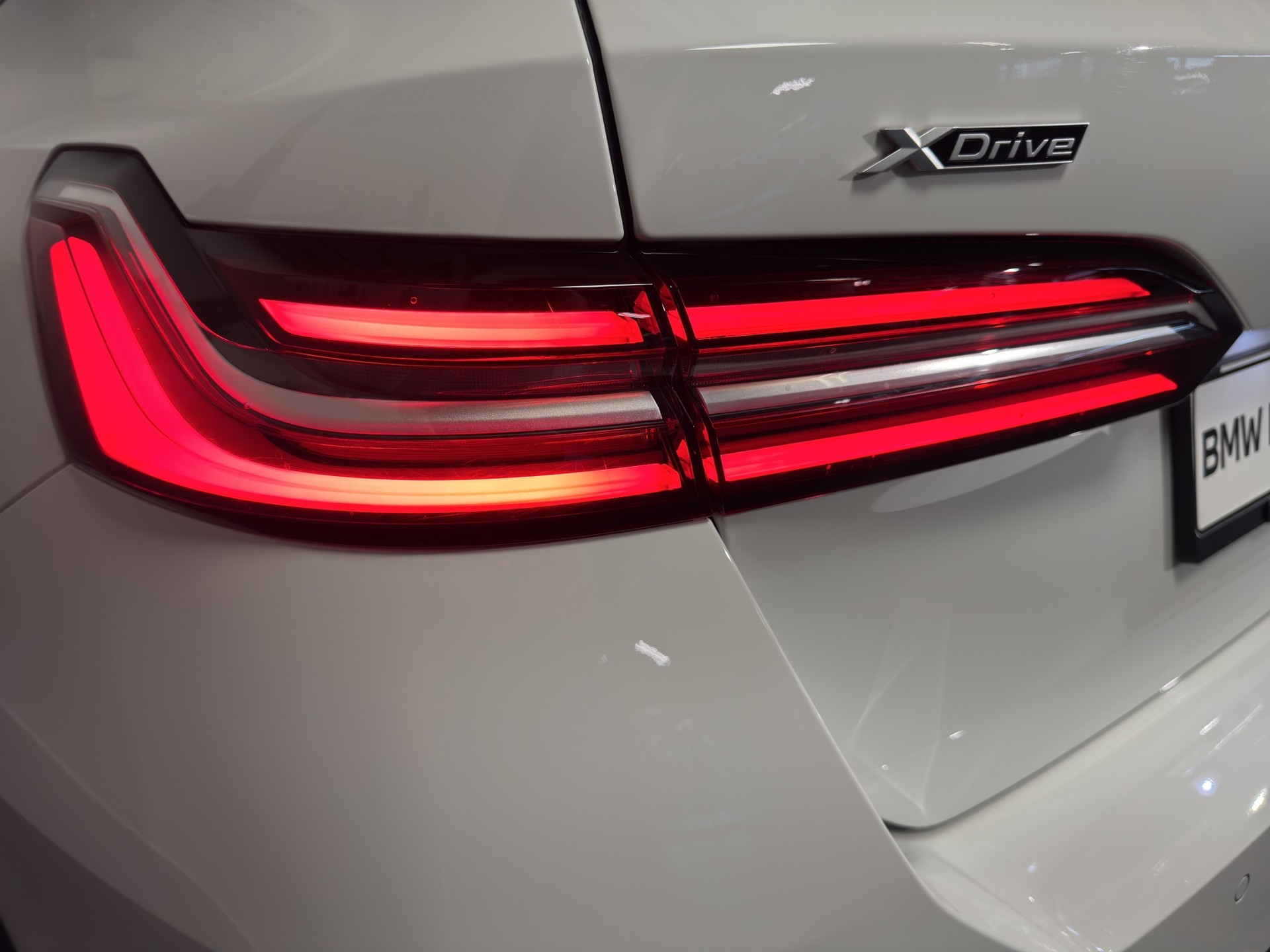 BMW 520d xDrive Touring M Sport-image-5