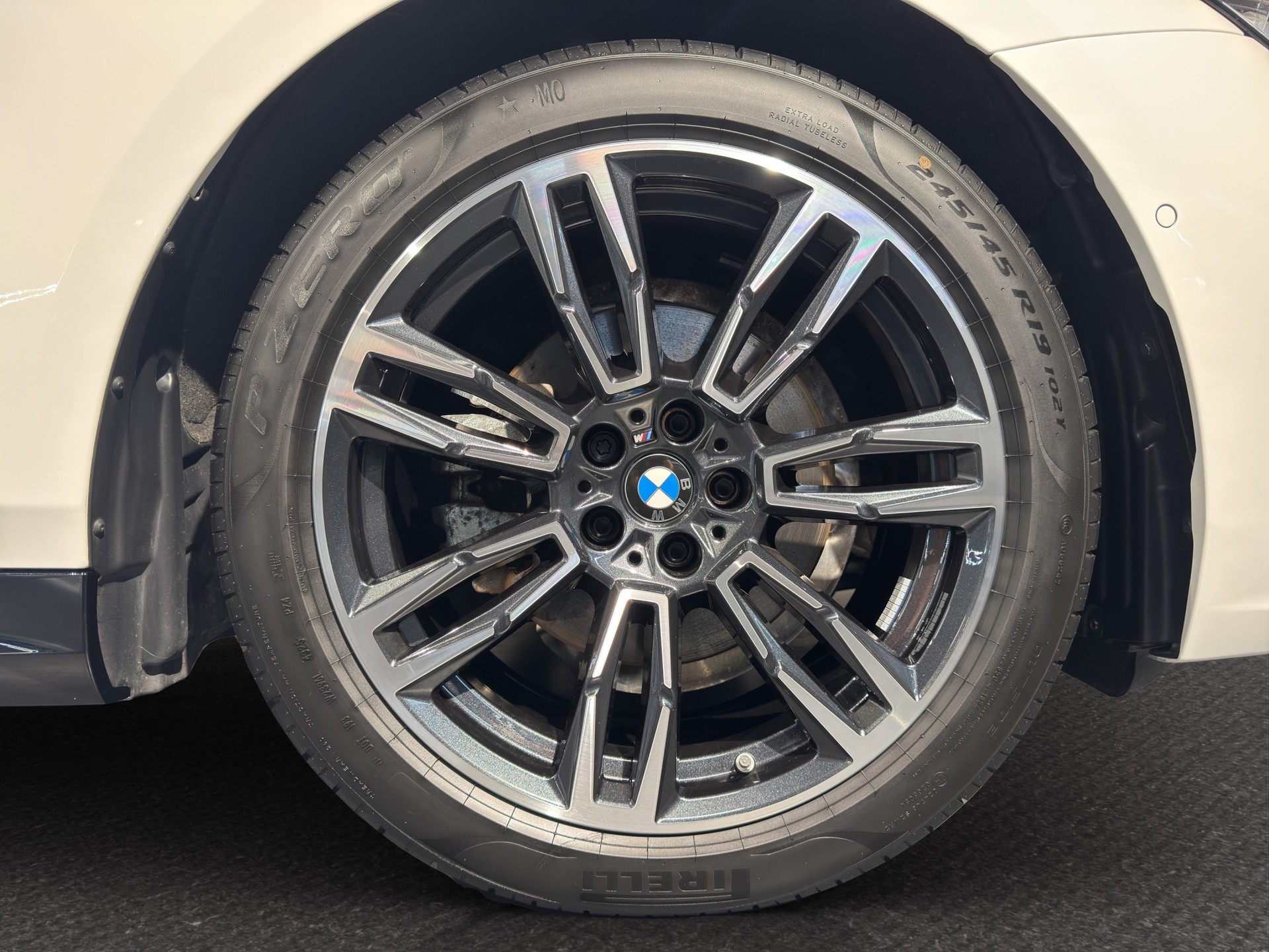BMW 520d xDrive Touring M Sport-image-14