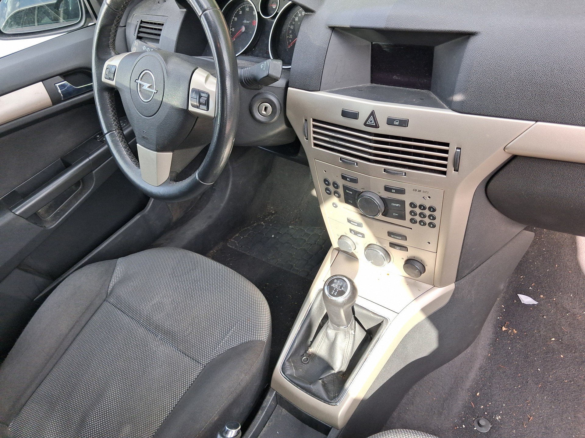 OPEL Astra 2.0-image-5