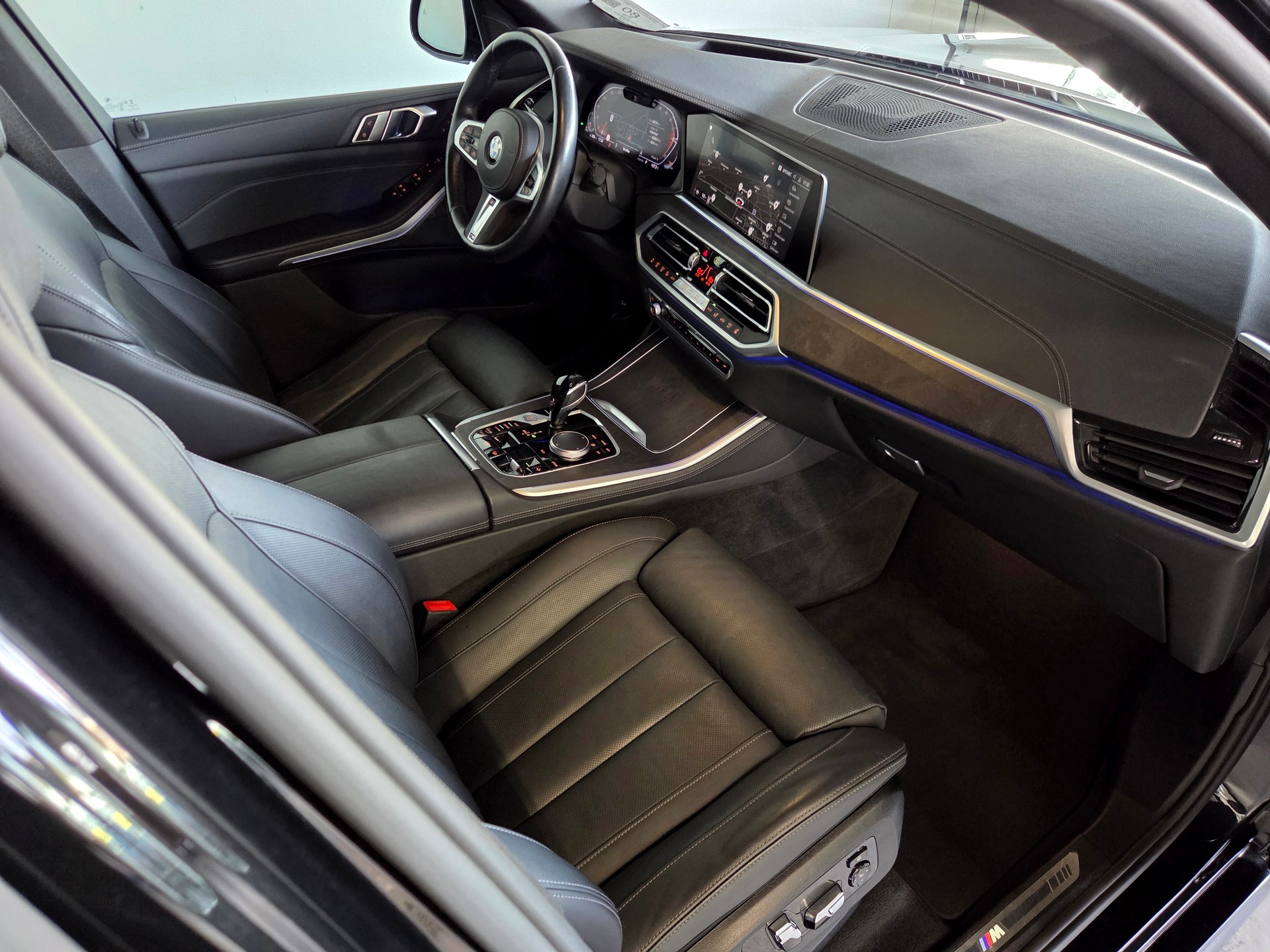BMW X5 40d xDrive M-Sport 7-Plätzer-image-19