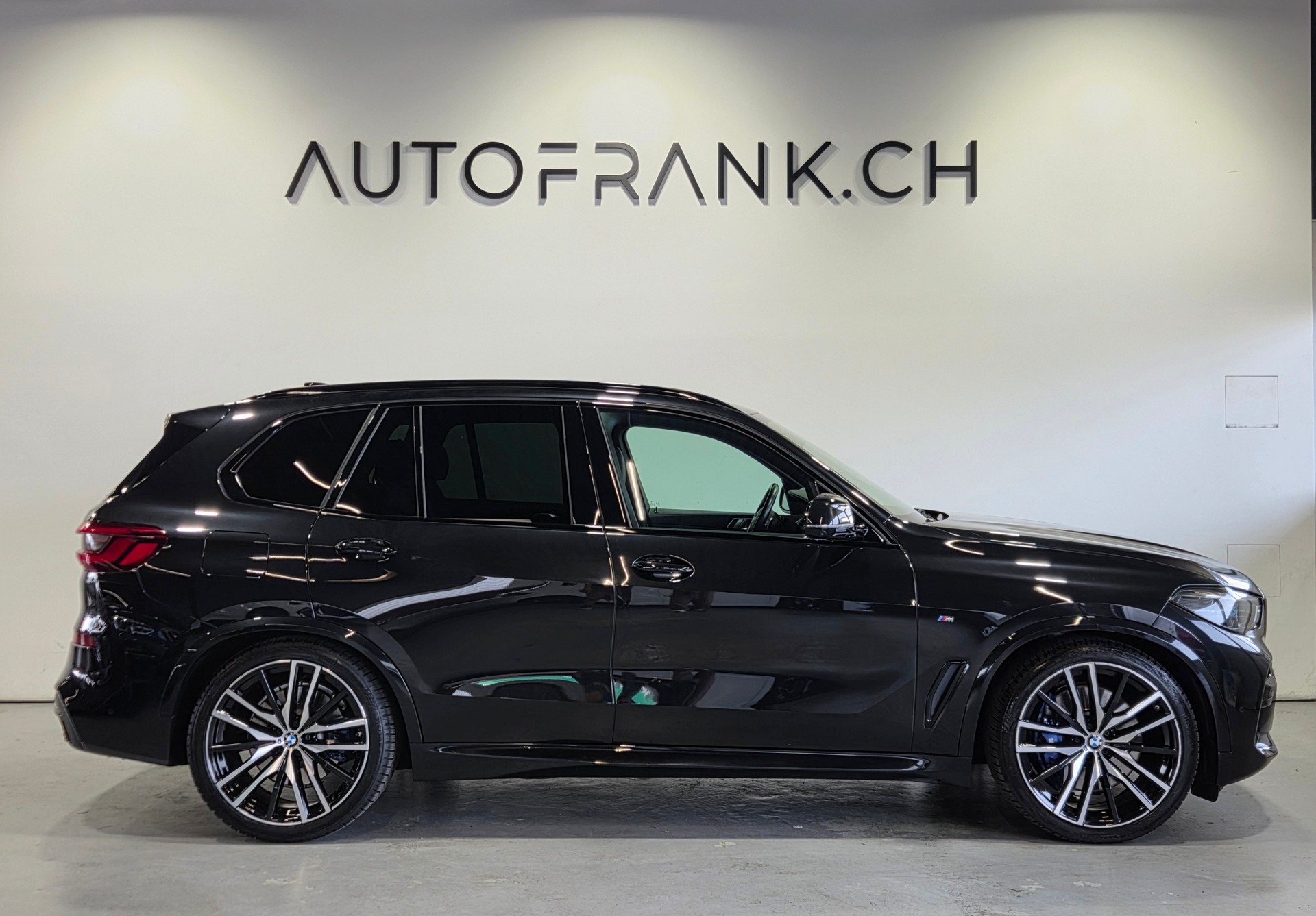 BMW X5 40d xDrive M-Sport 7-Plätzer-showroom-element-1