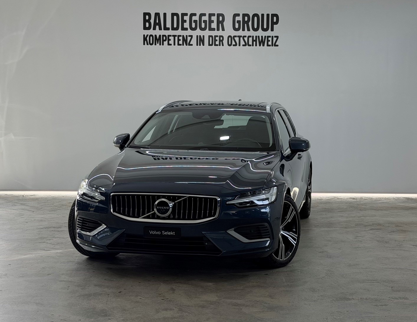 VOLVO V60 2.0 T8 TE Inscription (Kombi) Volvo VOLVO V60 2.0 T8 TE Inscription (Kombi)