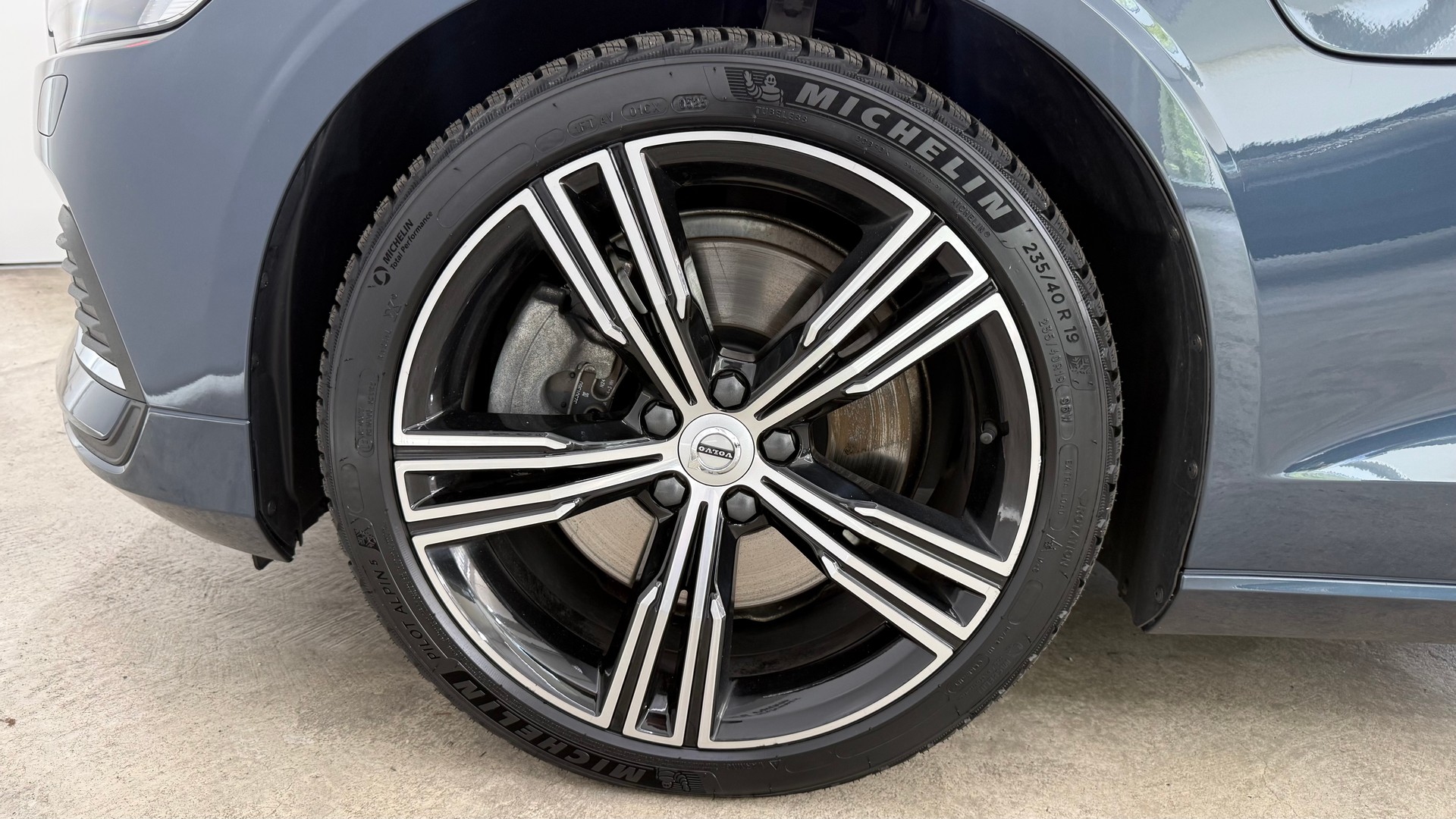 VOLVO V60 2.0 T8 TE Inscription eAWD-image-7