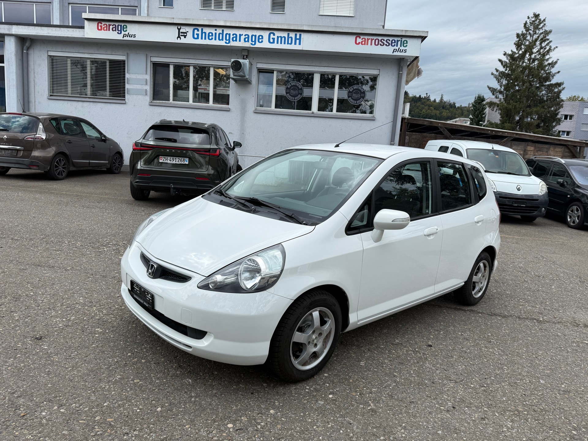 HONDA Jazz 1.4i LS Formula 1 CVT-image-0