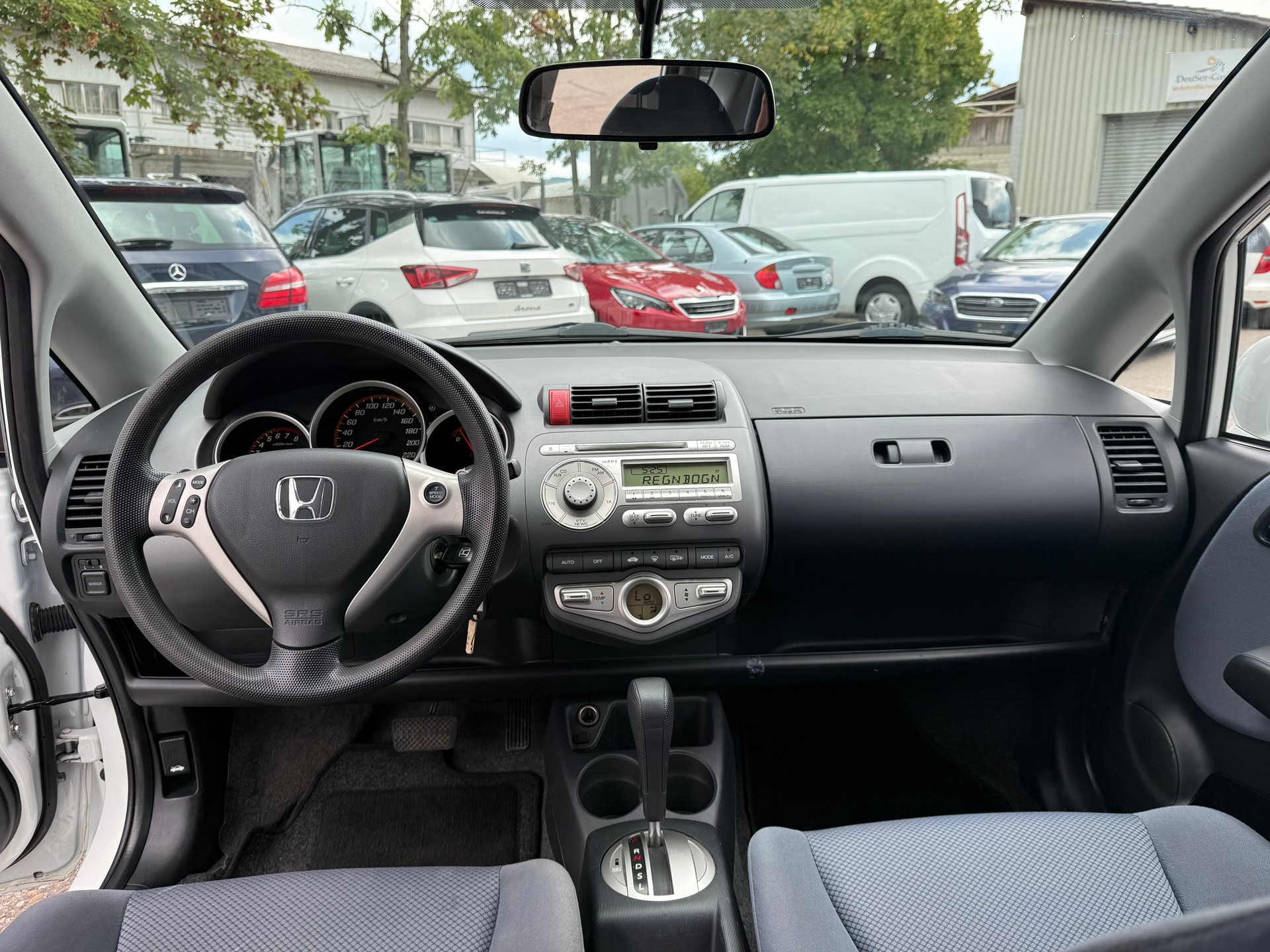 HONDA Jazz 1.4i LS Formula 1 CVT-image-9