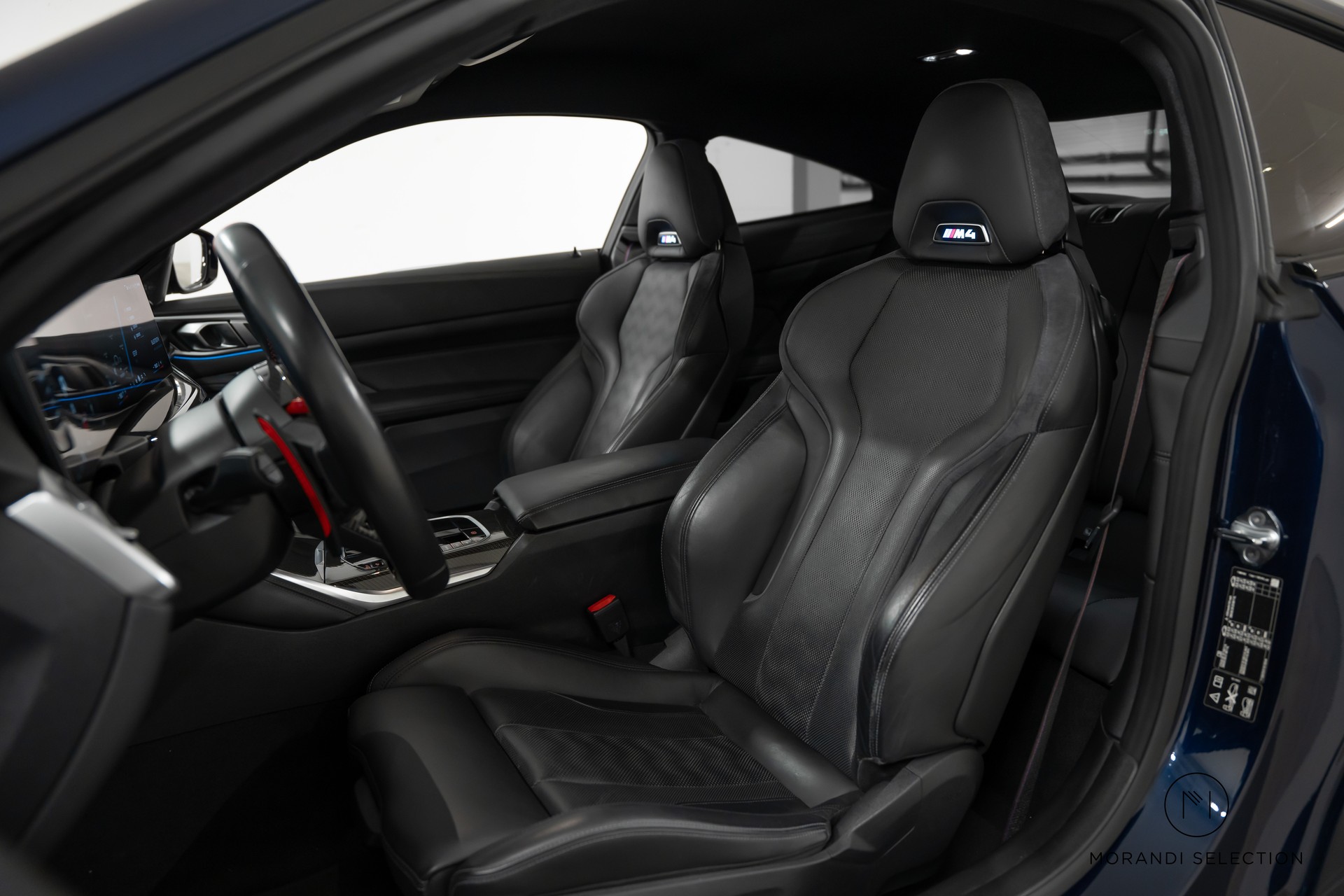BMW M4 Competition xDrive Coupé-image-19
