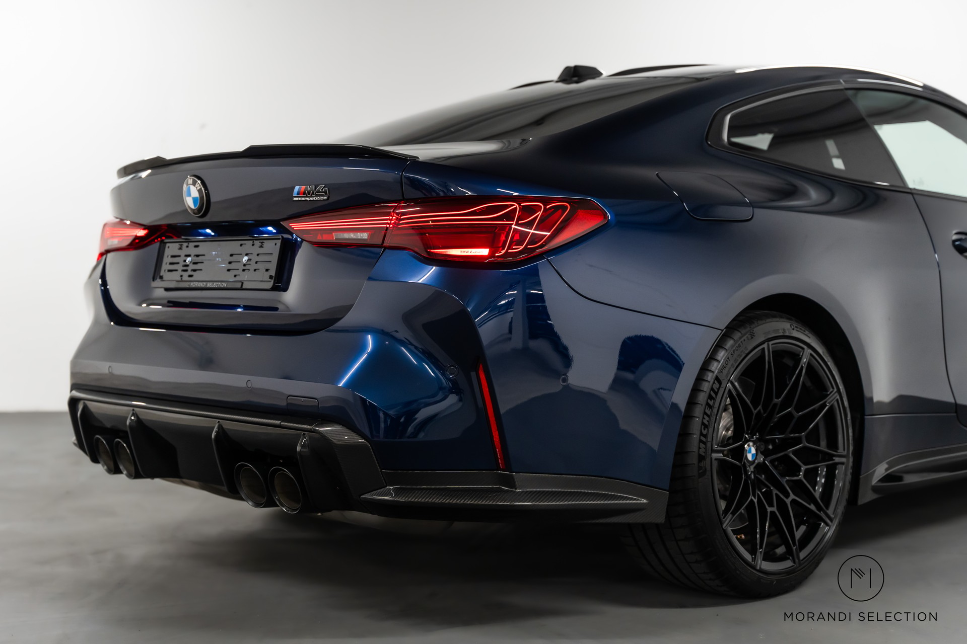 BMW M4 Competition xDrive Coupé-image-8