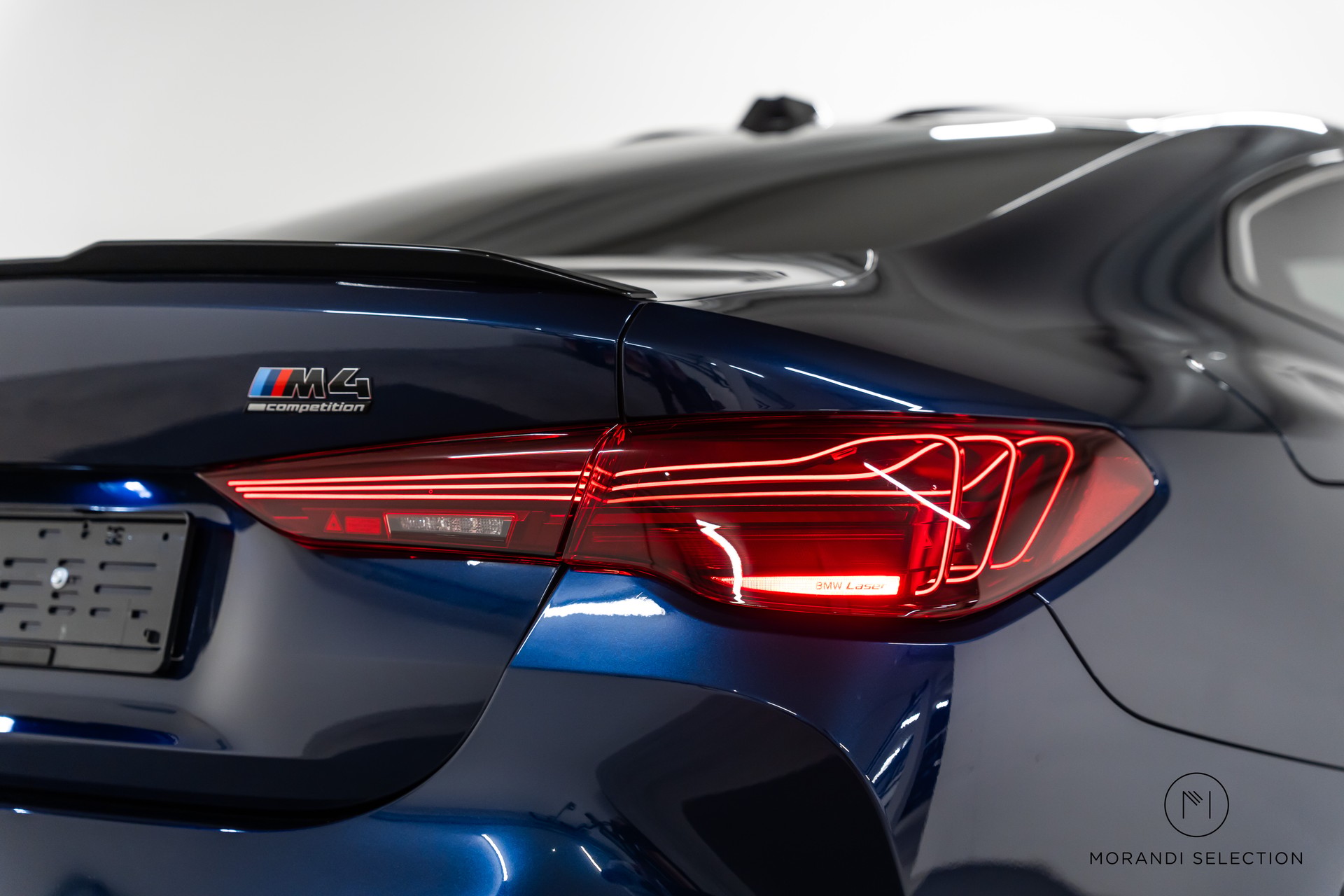 BMW M4 Competition xDrive Coupé-image-14