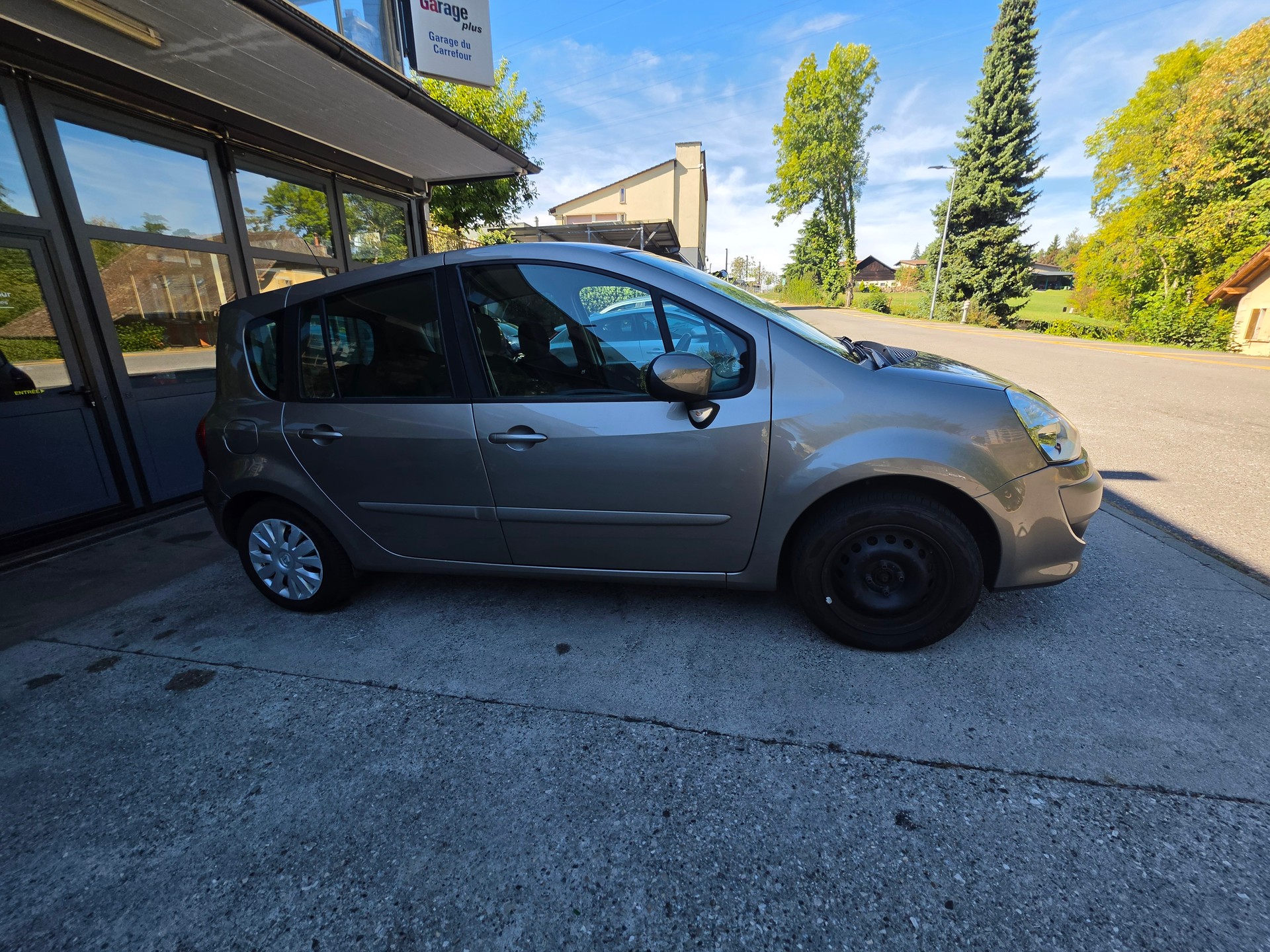 RENAULT Modus 1.2 16V T Authentique-image-1