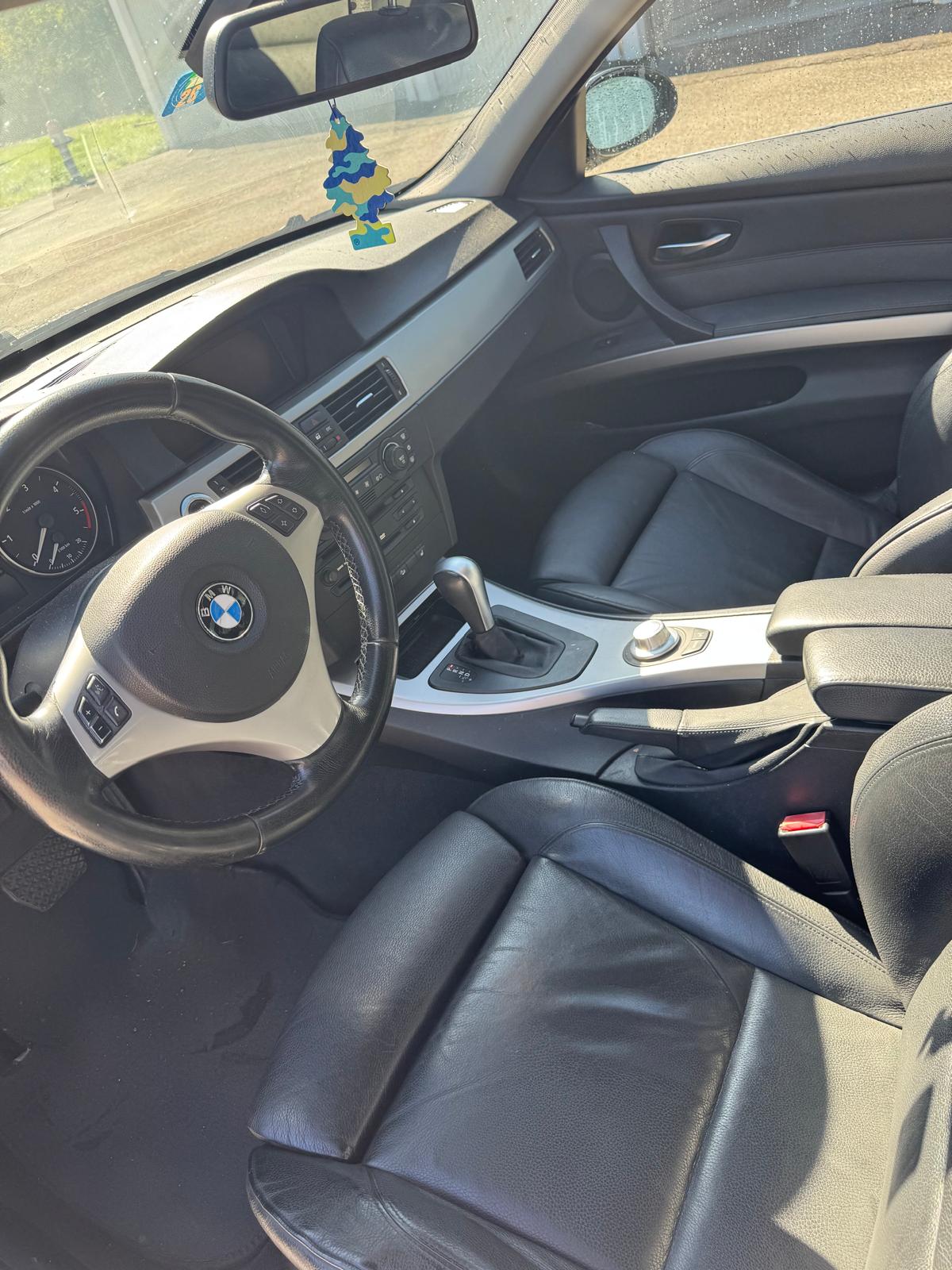 BMW 330xd-image-10