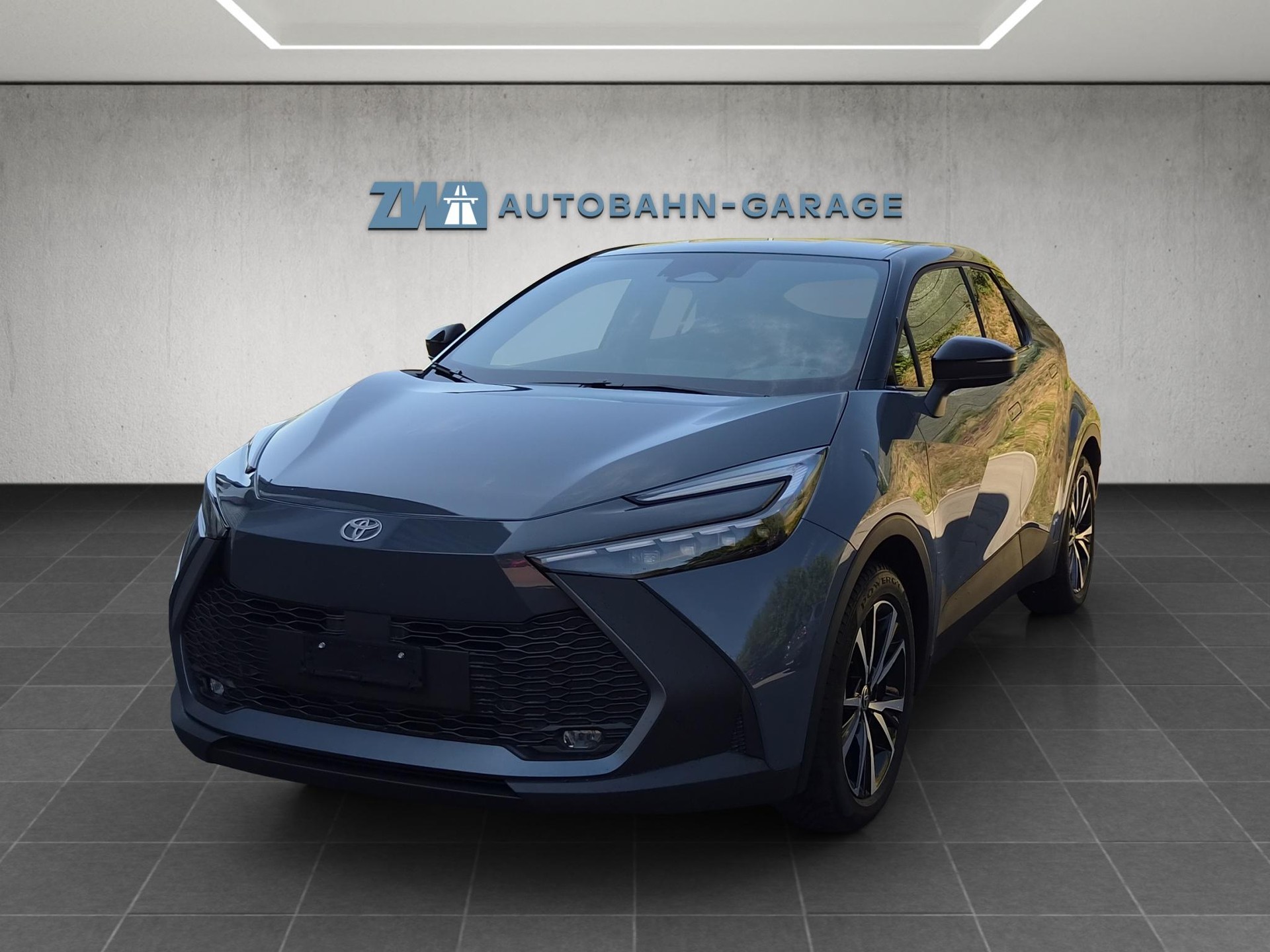 TOYOTA C-HR 2.0 HEV Trend 4x4-image-0