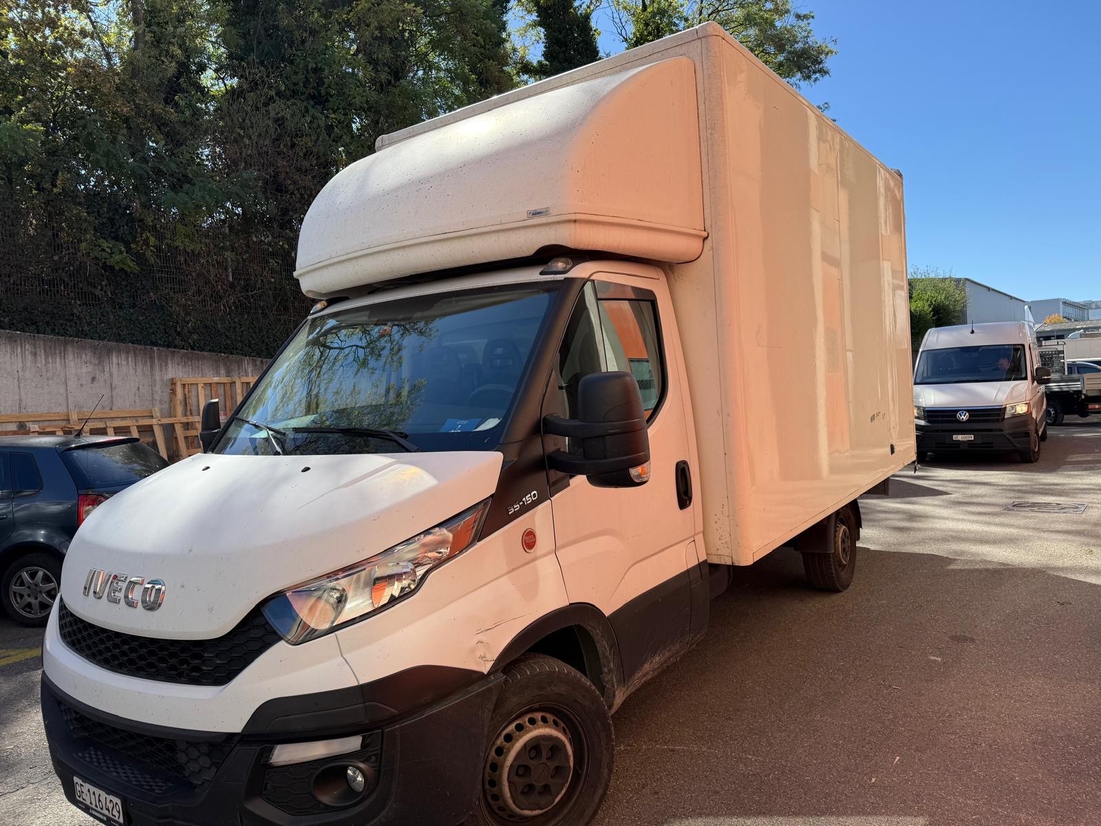 IVECO 35 S 15-image-1
