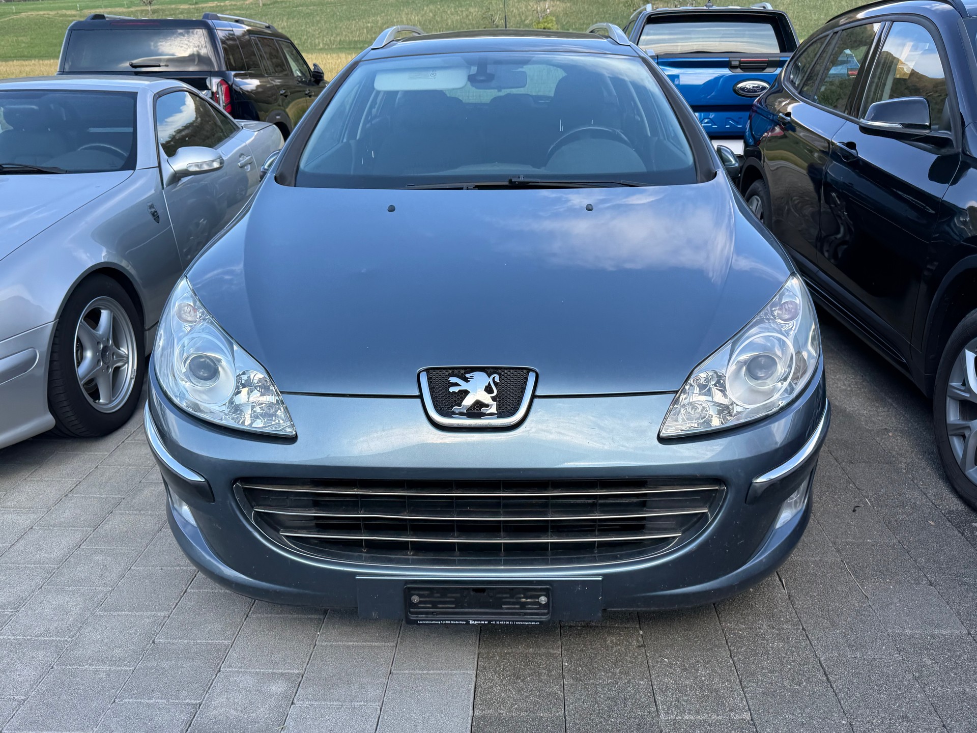 PEUGEOT 407 SW 2.0 HDI Dynamic Edition-image-4