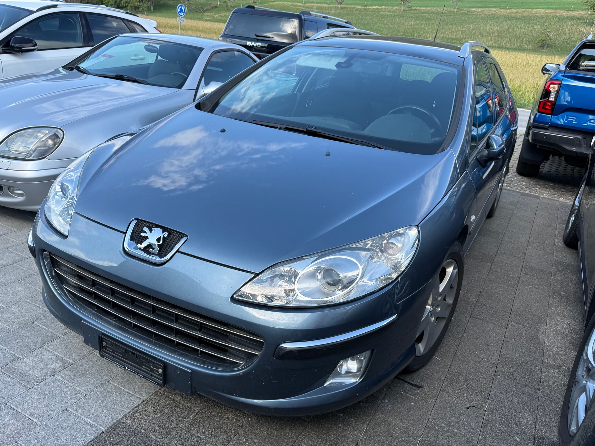 PEUGEOT 407 SW 2.0 HDI Dynamic Edition-image-7