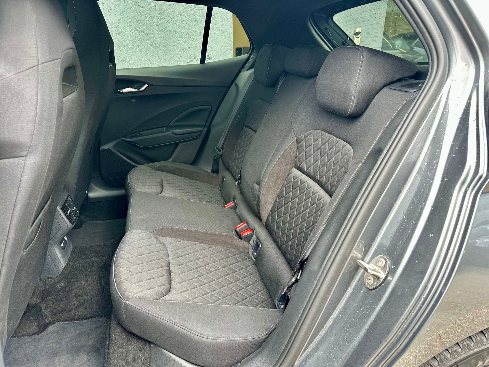 SKODA Fabia 1.0 TSI Selection DSG-image-8