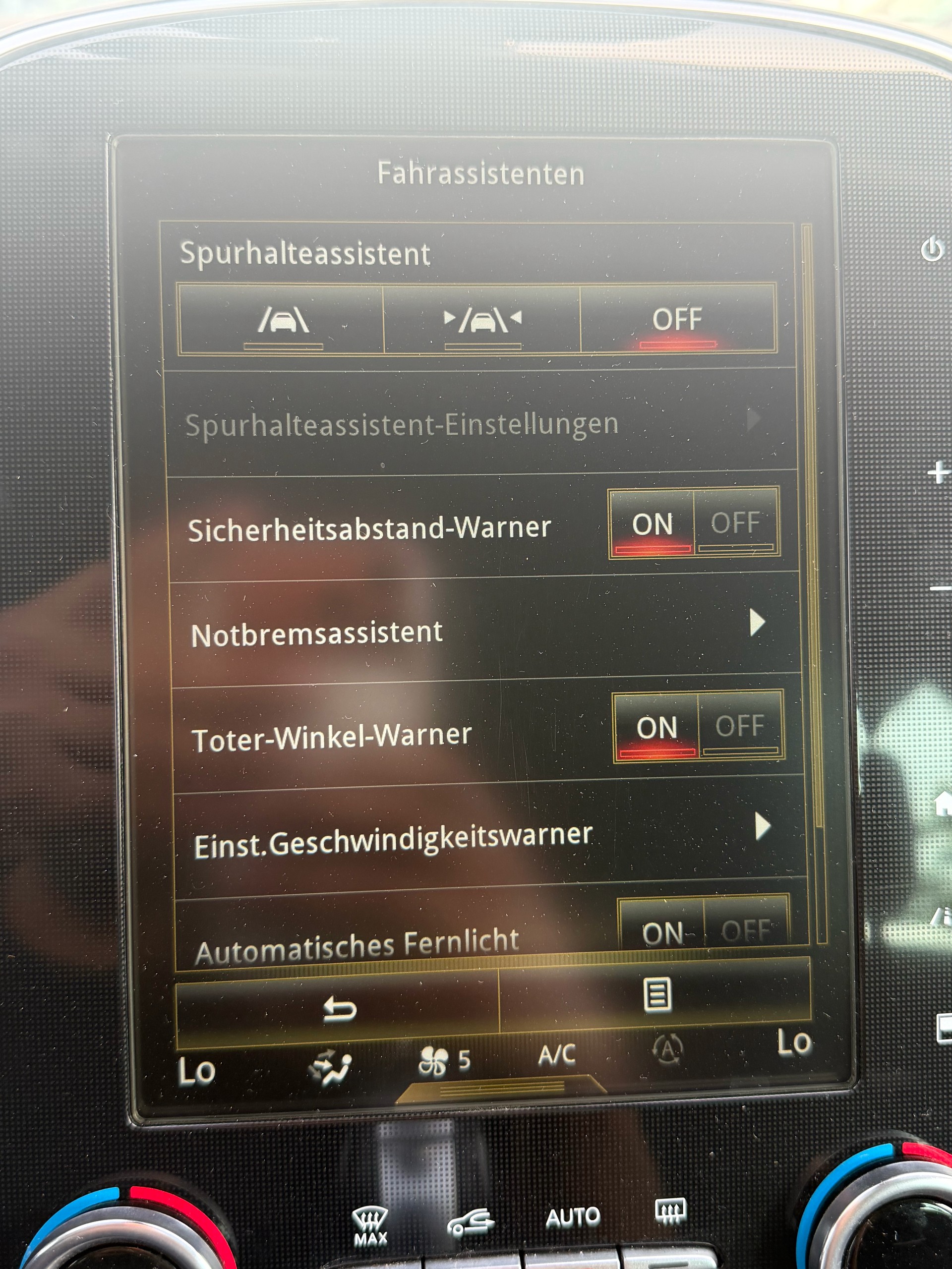 RENAULT Grand Scénic 1.6 dCi Intens EDC-image-19